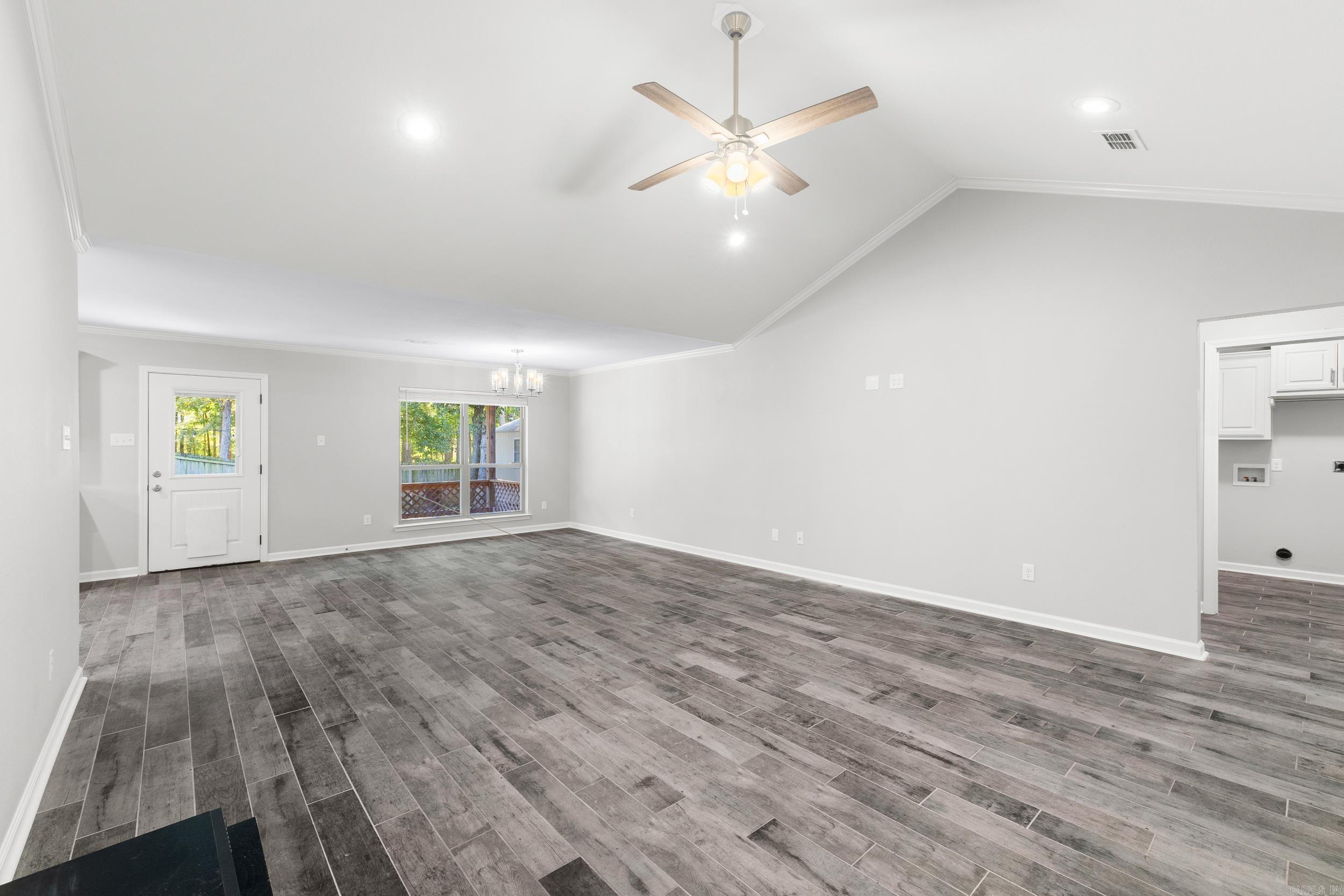 14 Cambridge Ln Cabot, AR 72023