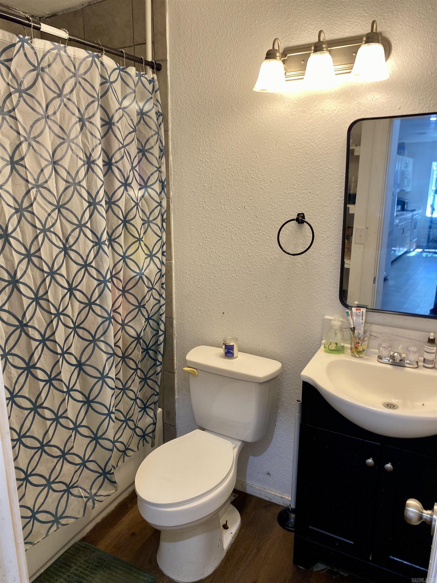 112 N 5th  Paris, AR