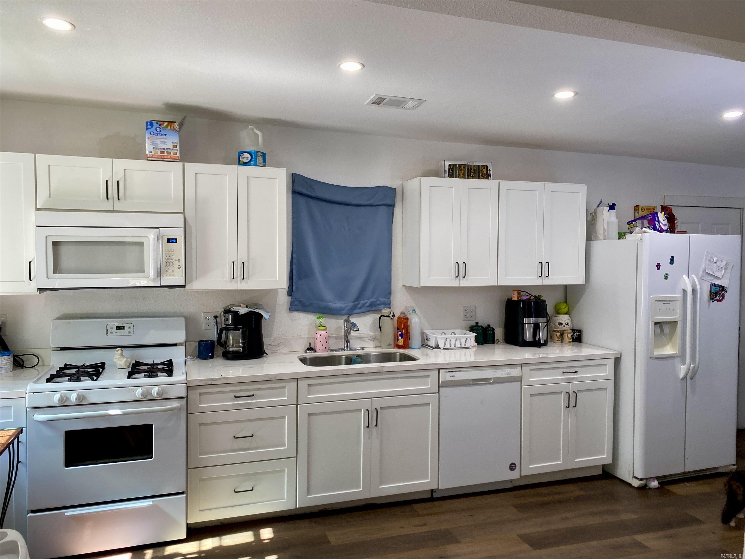 112 N 5th  Paris, AR