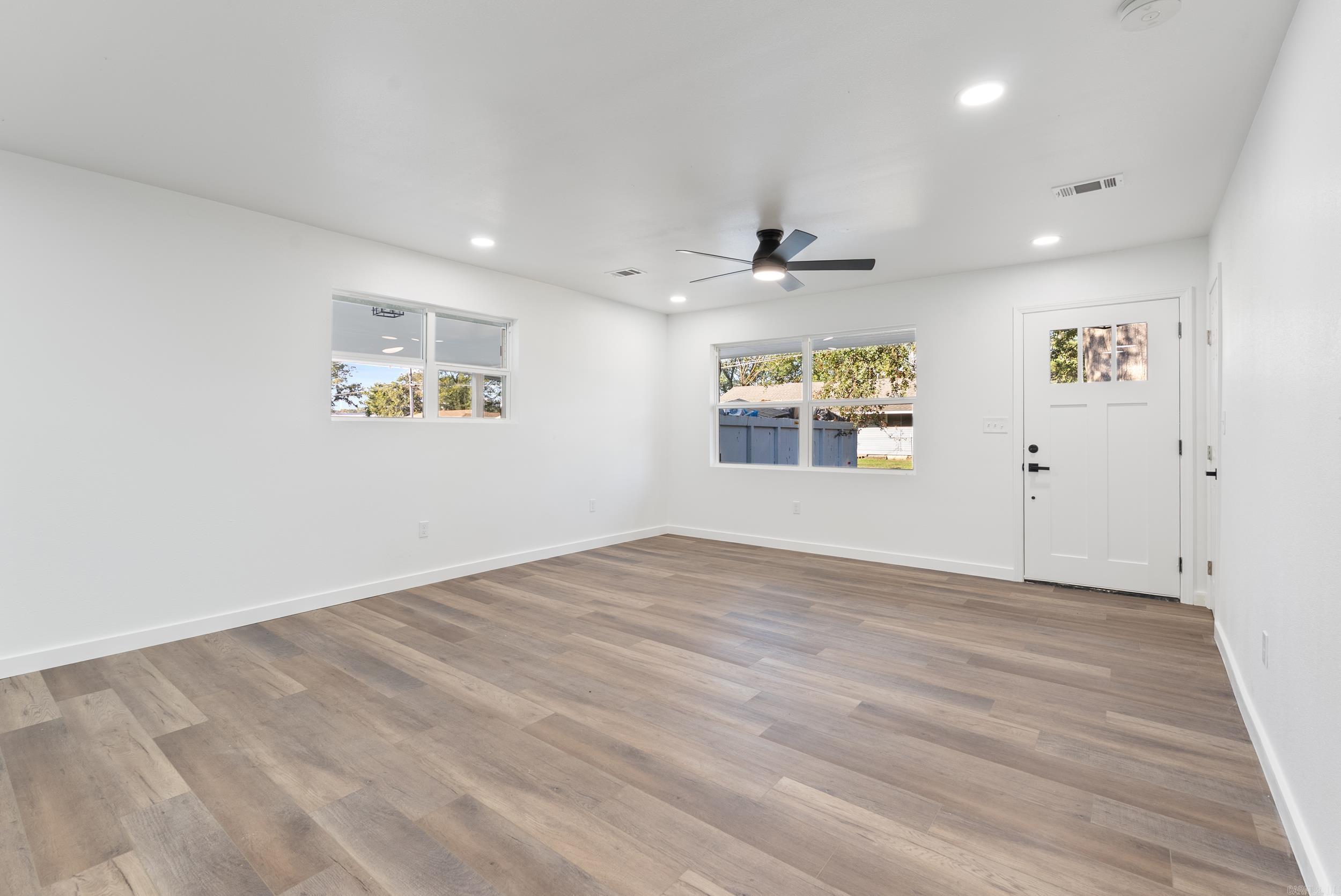 103 Maple  McCrory, AR