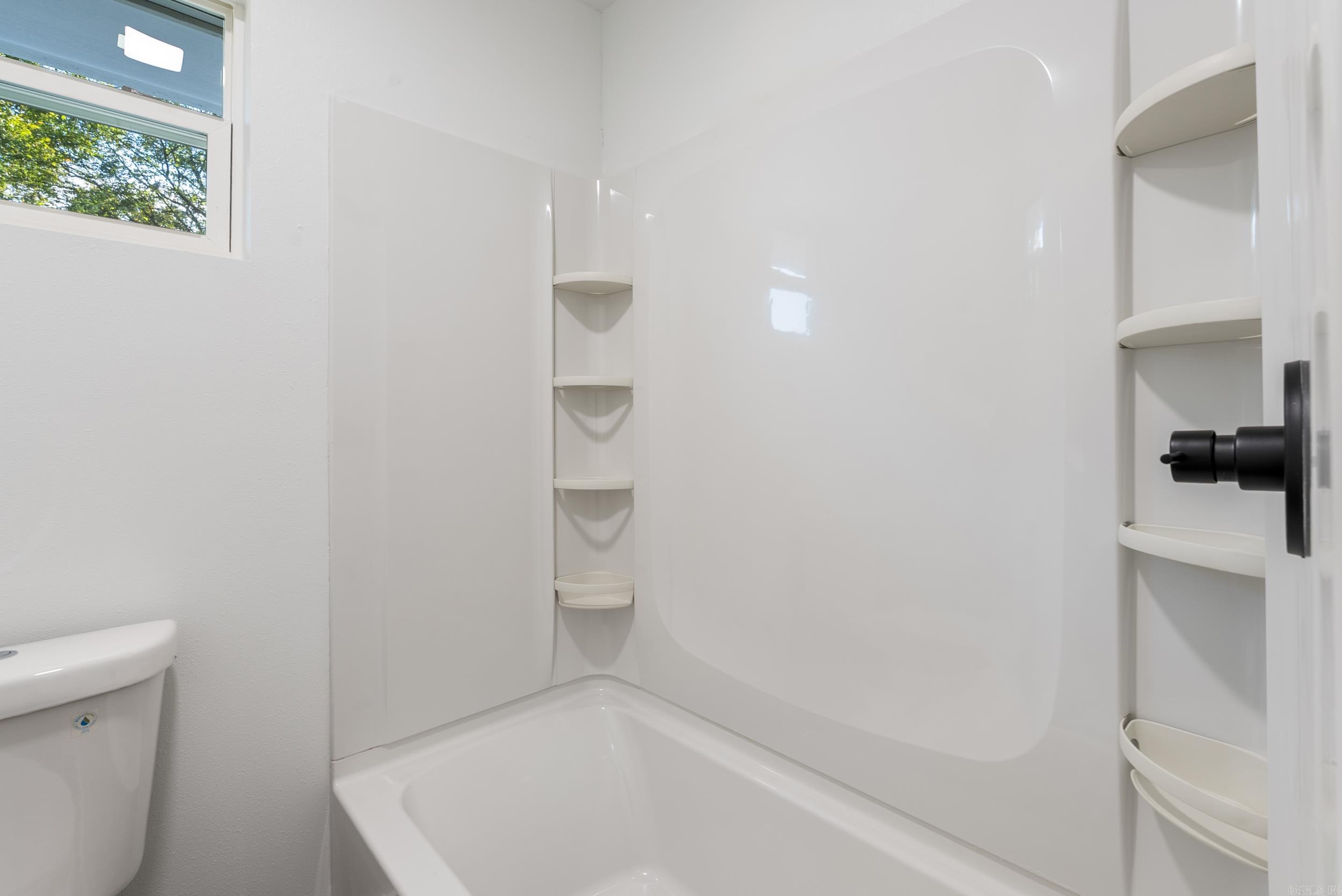 103 Maple  McCrory, AR