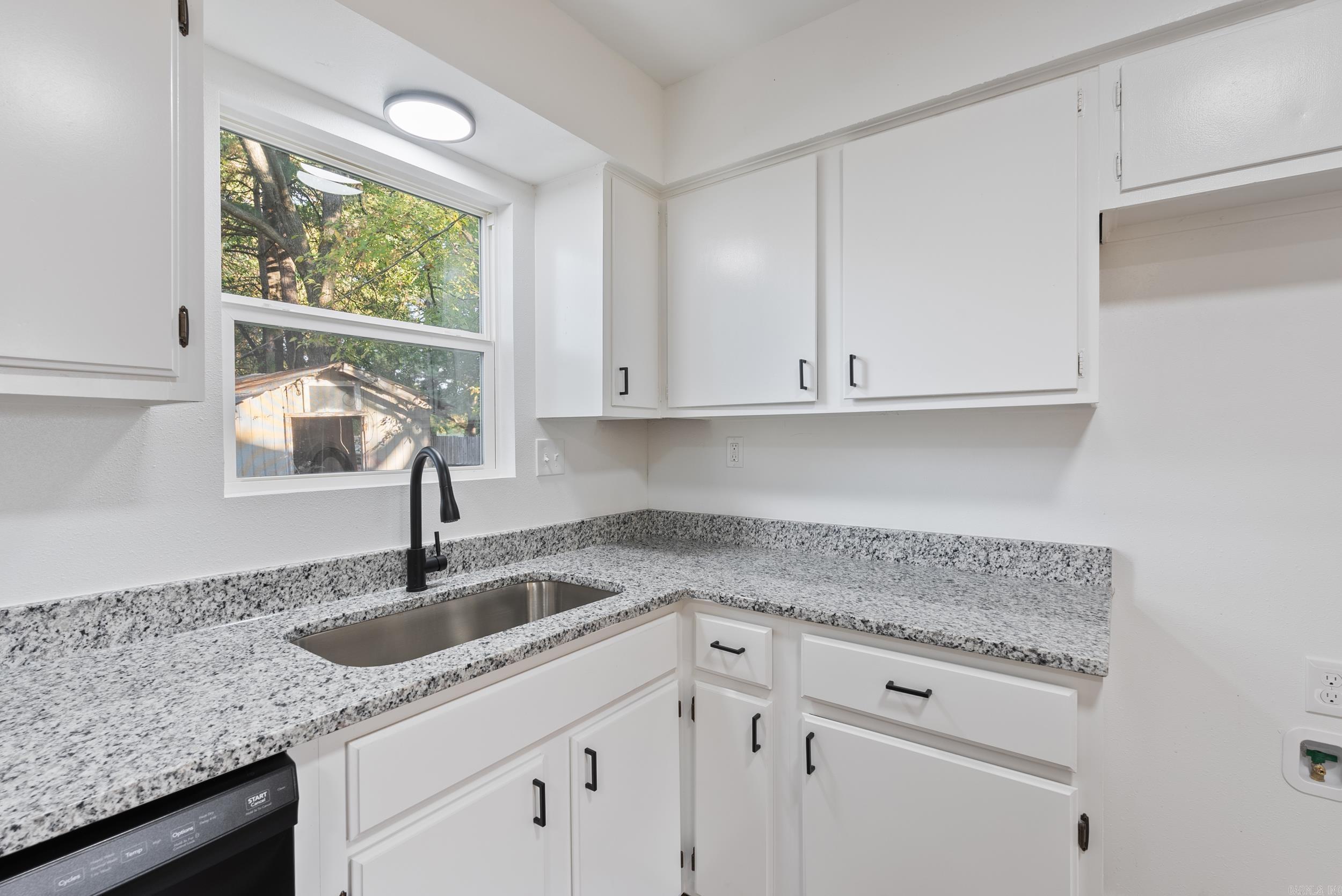 1303 Cindy  Newport, AR