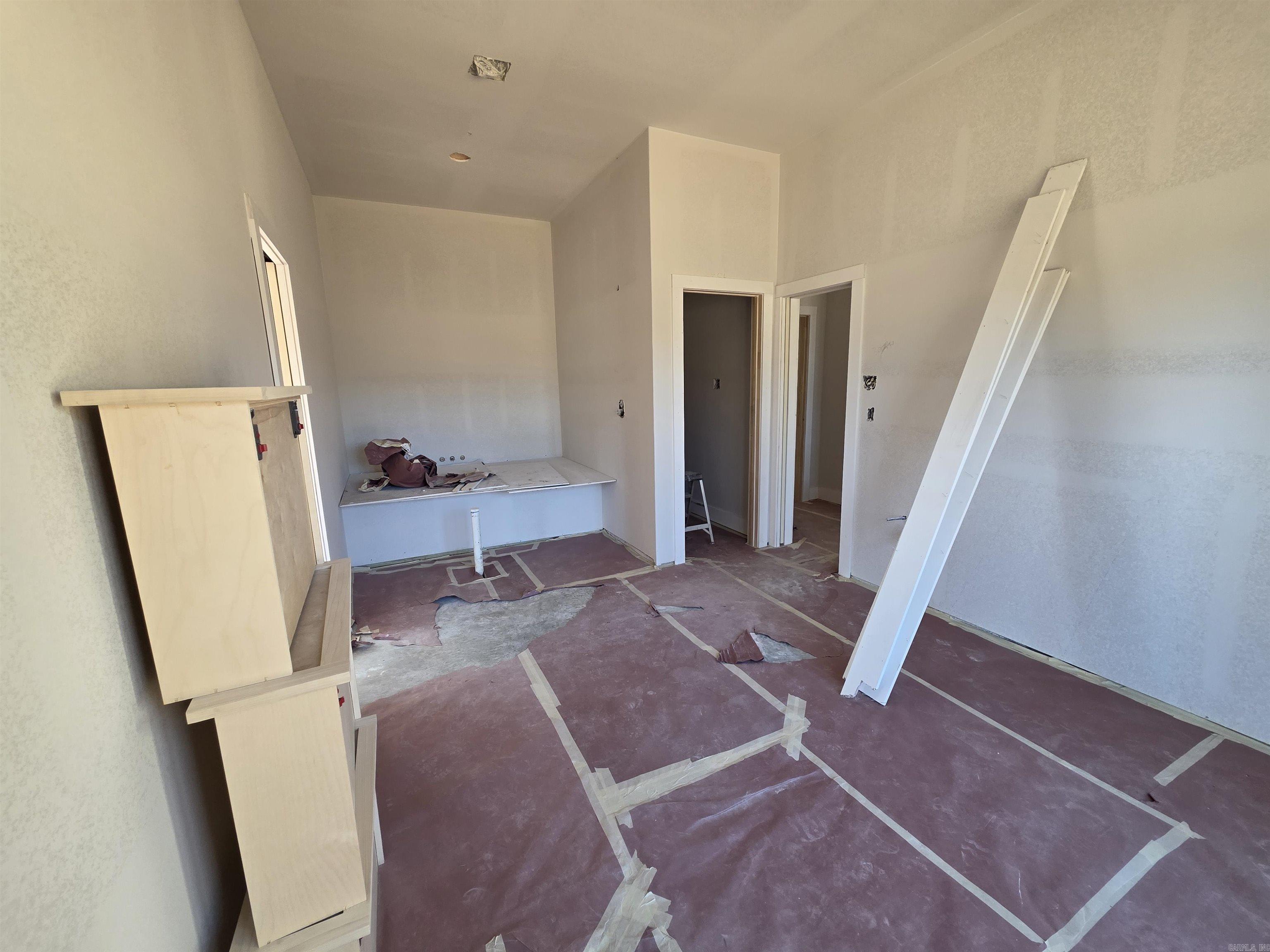 66 Friendship Road Conway, AR 72032