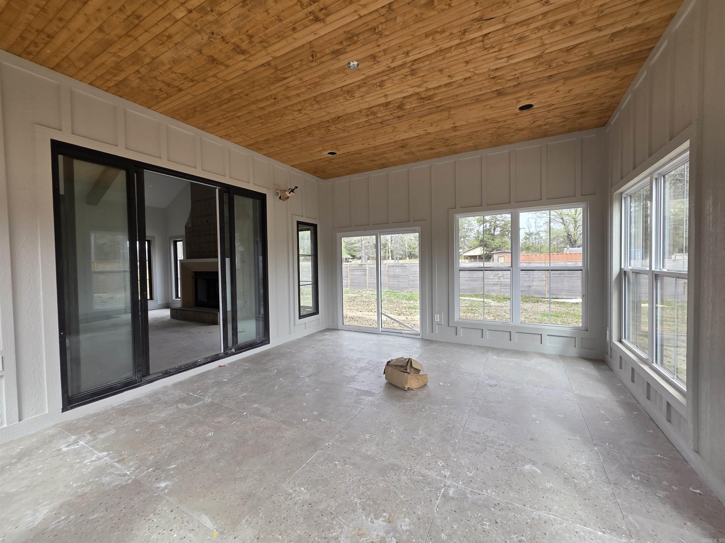 66 Friendship Road Conway, AR 72032