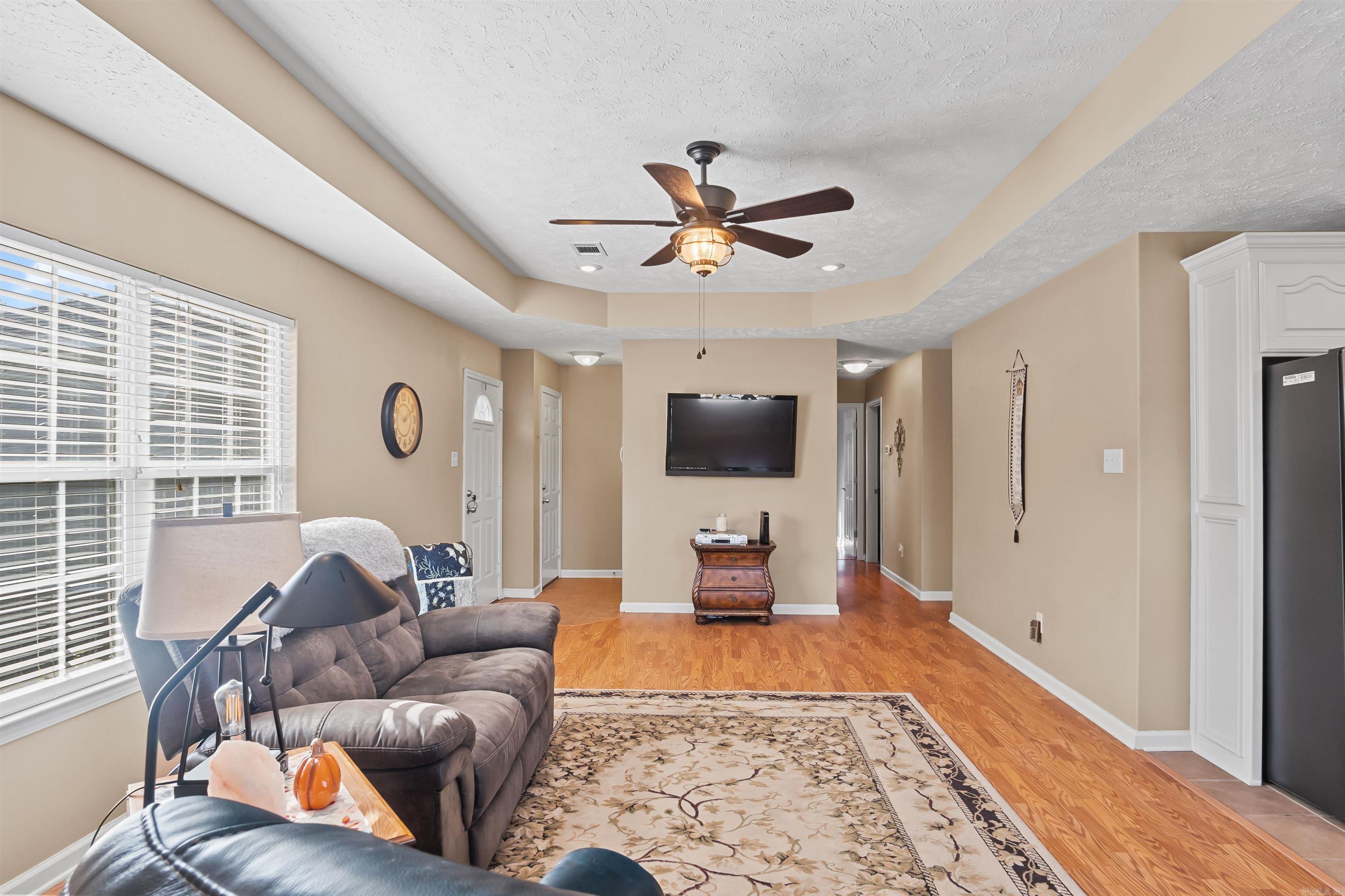 128 Weathering Dr Austin, AR 72007