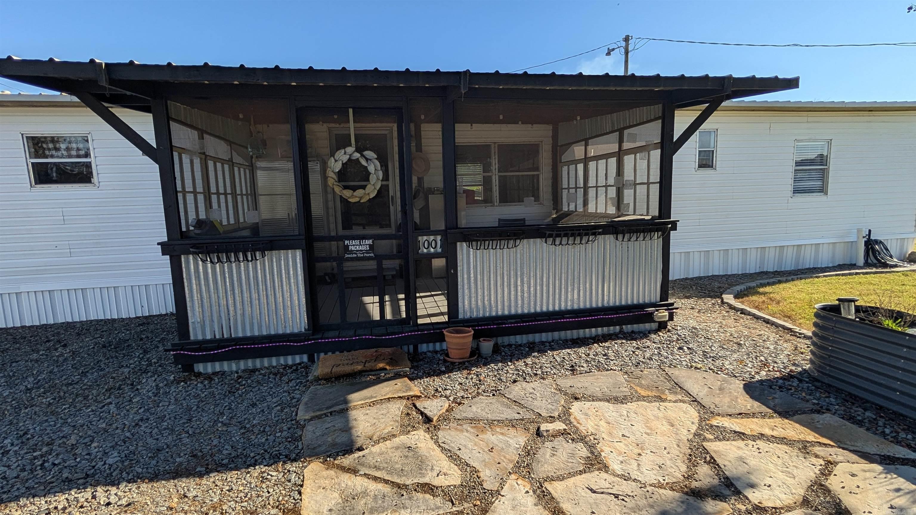 1001 Tamo River Rd  Grady, AR