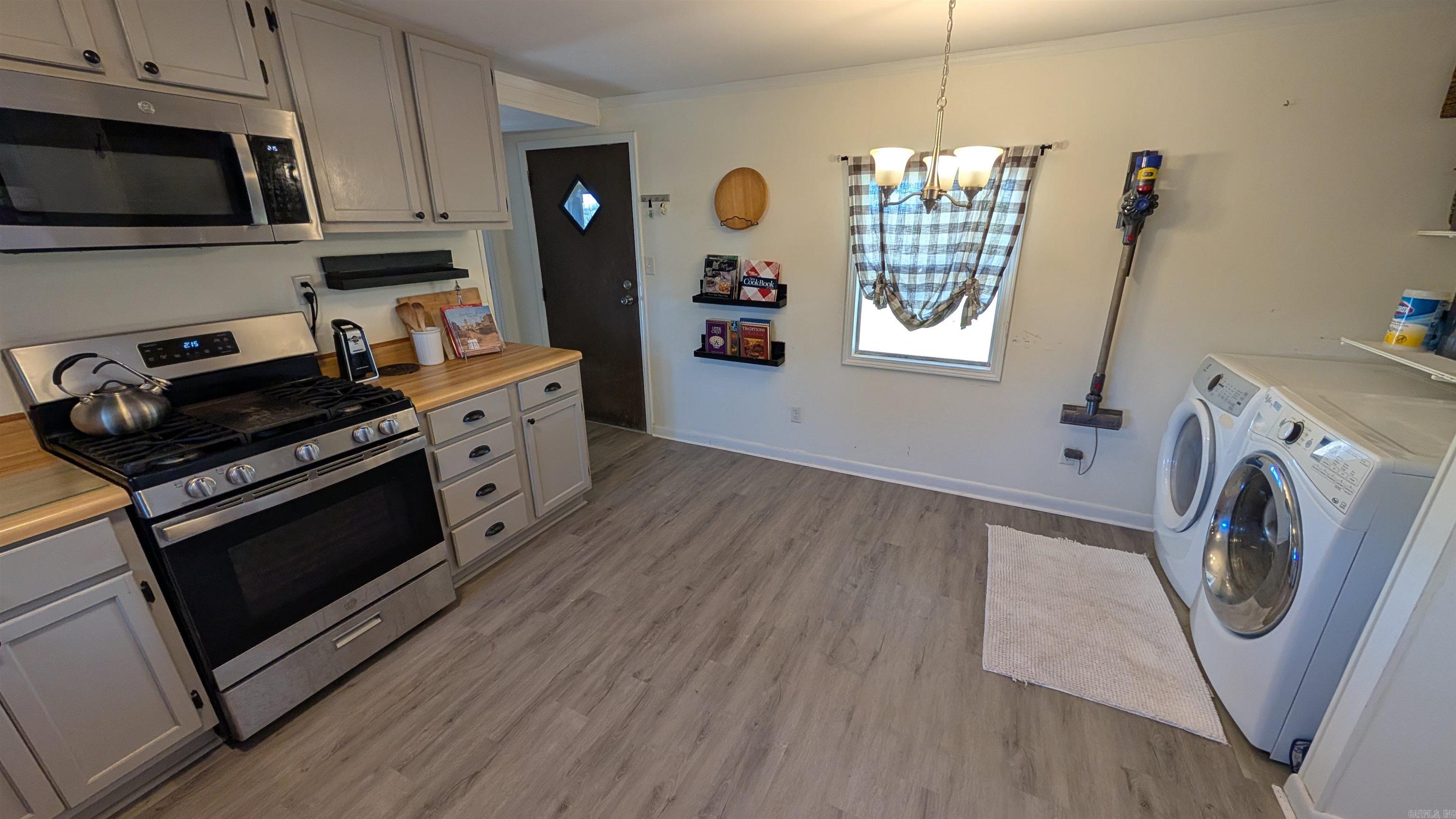 1001 Tamo River Rd  Grady, AR