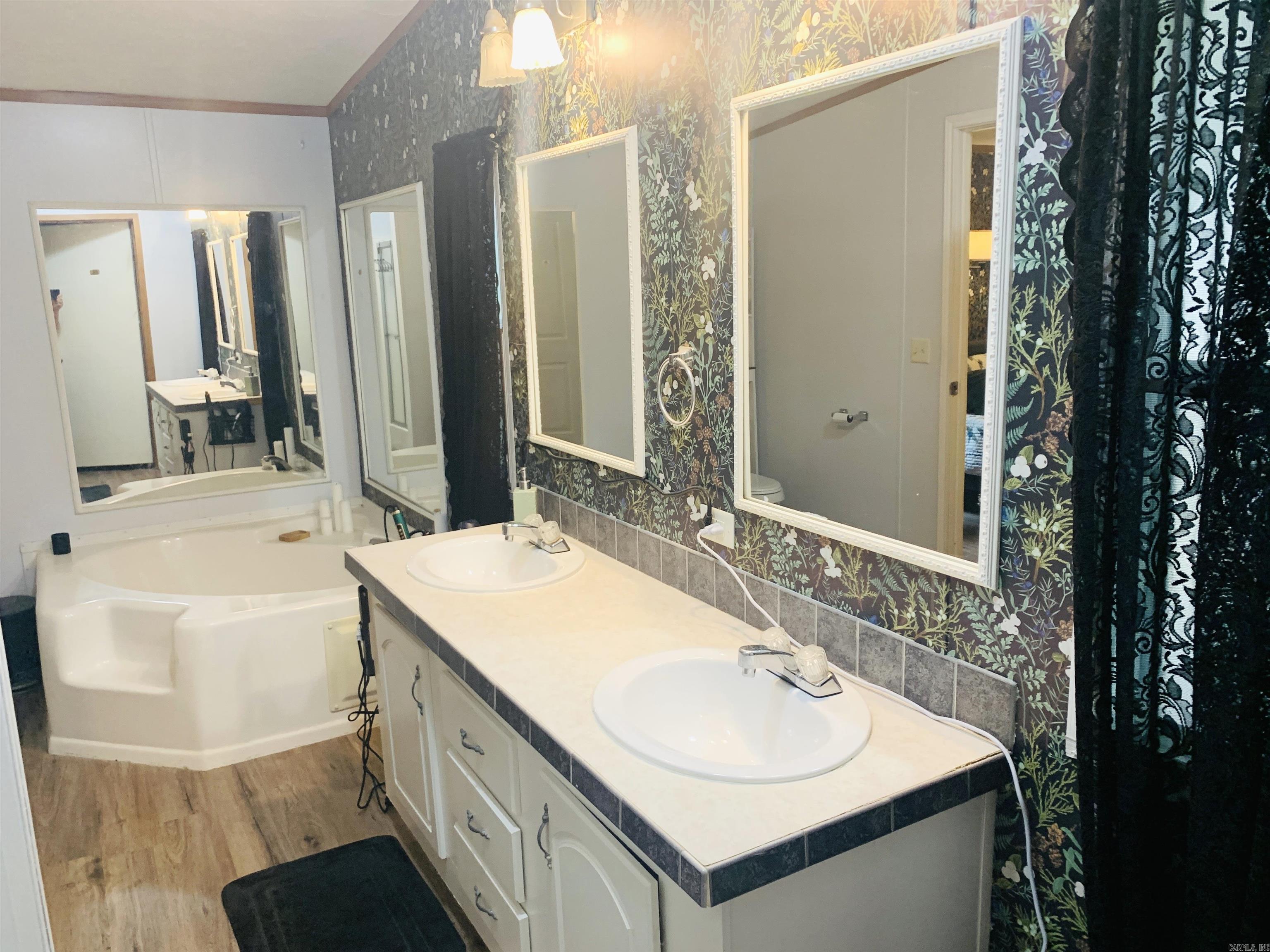 3388 County Road 4223  Bivins, TX