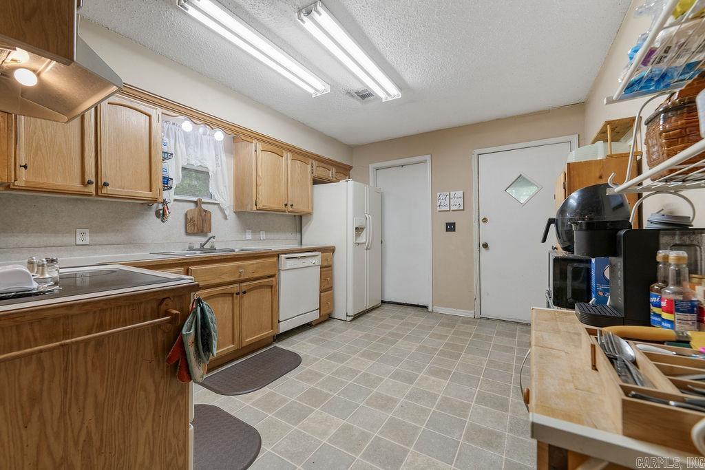 310 Memory Ln  Clinton, AR