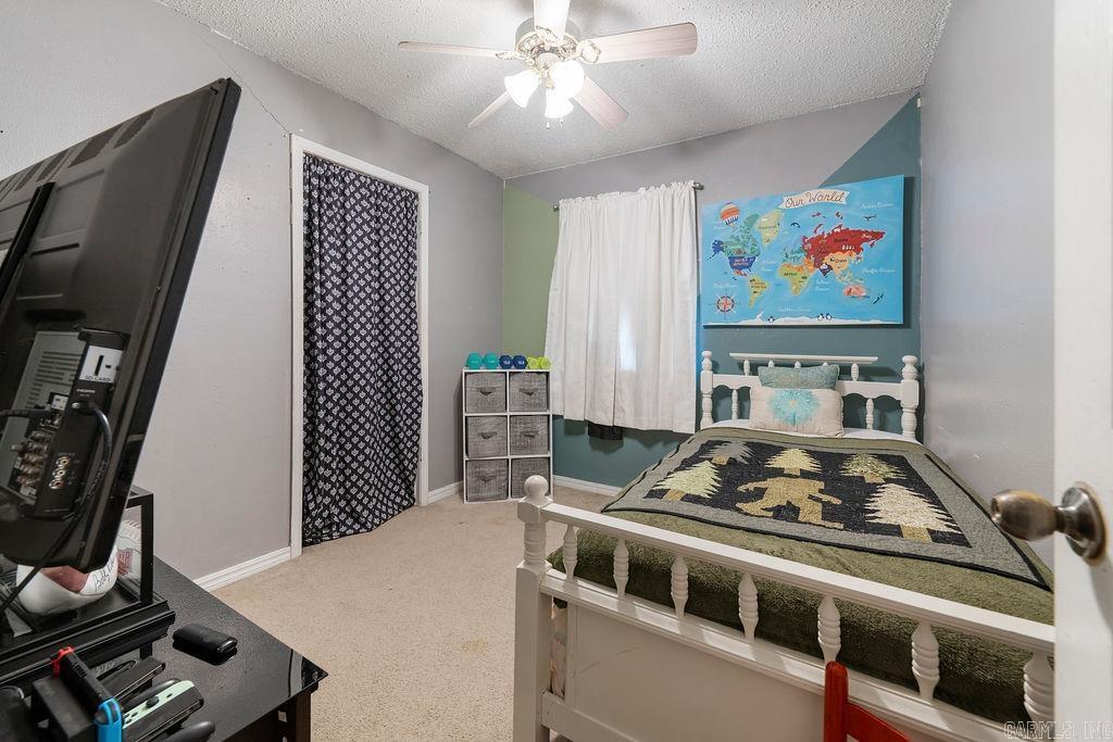 310 Memory Ln  Clinton, AR