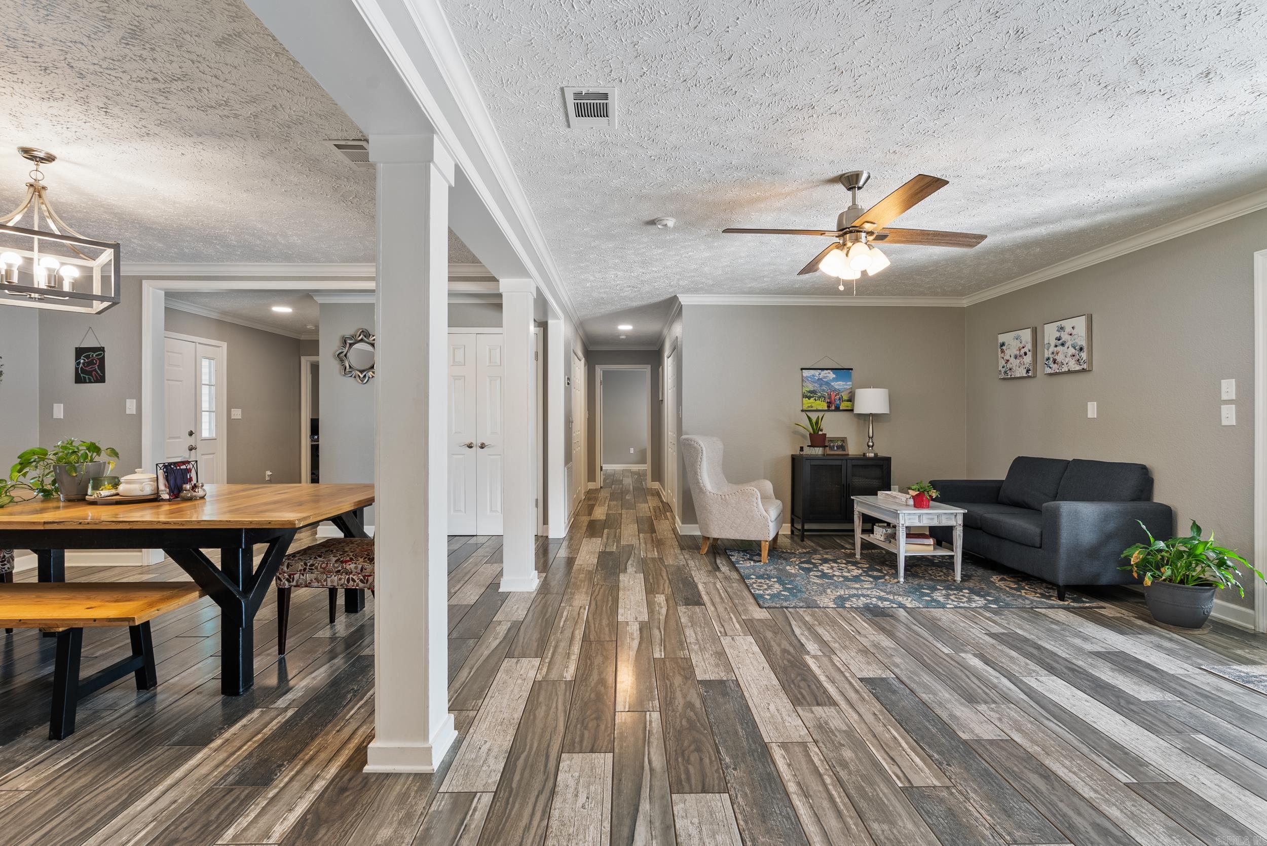 7 River Oaks Boulevard Searcy, AR 72143