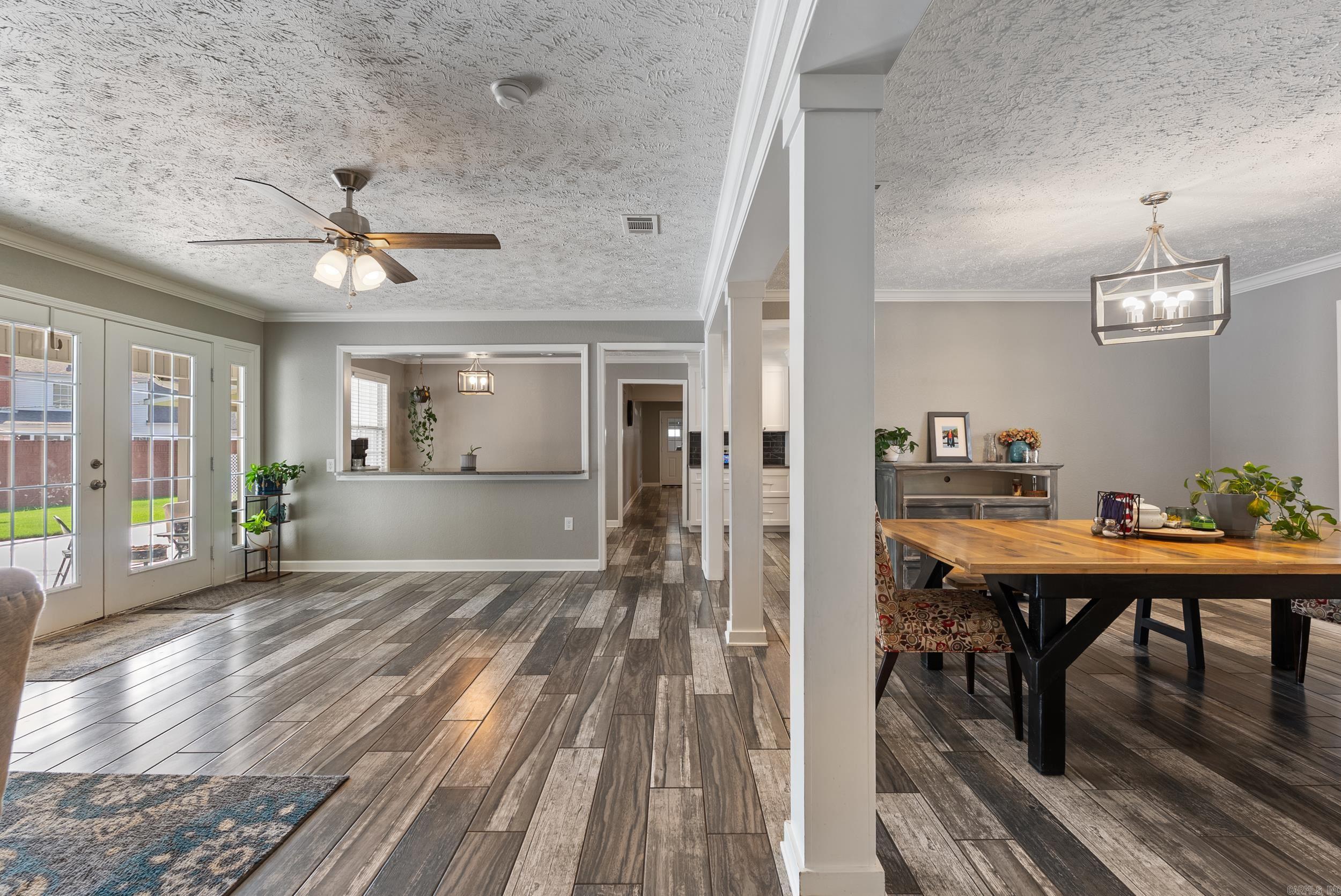 7 River Oaks Boulevard Searcy, AR 72143