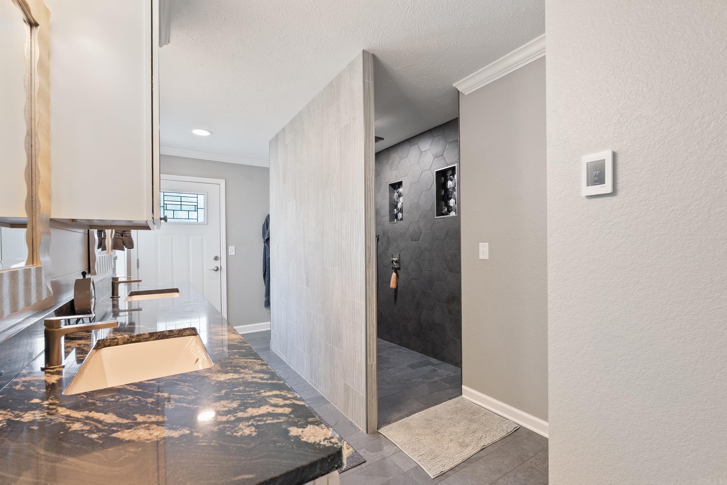 7 River Oaks Boulevard Searcy, AR 72143