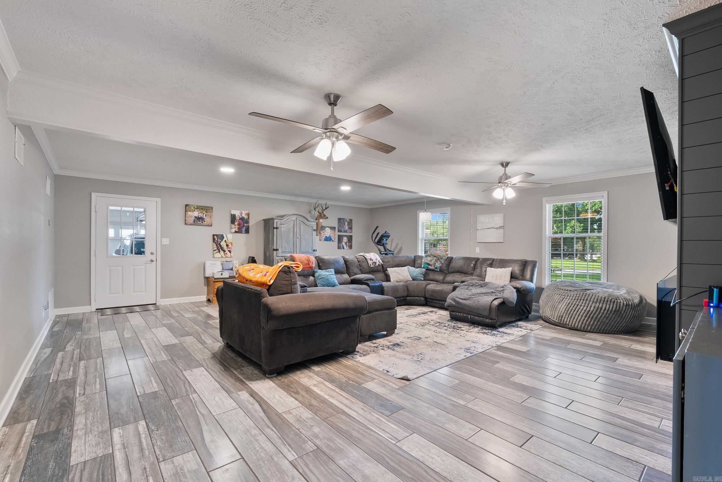 7 River Oaks Boulevard Searcy, AR 72143