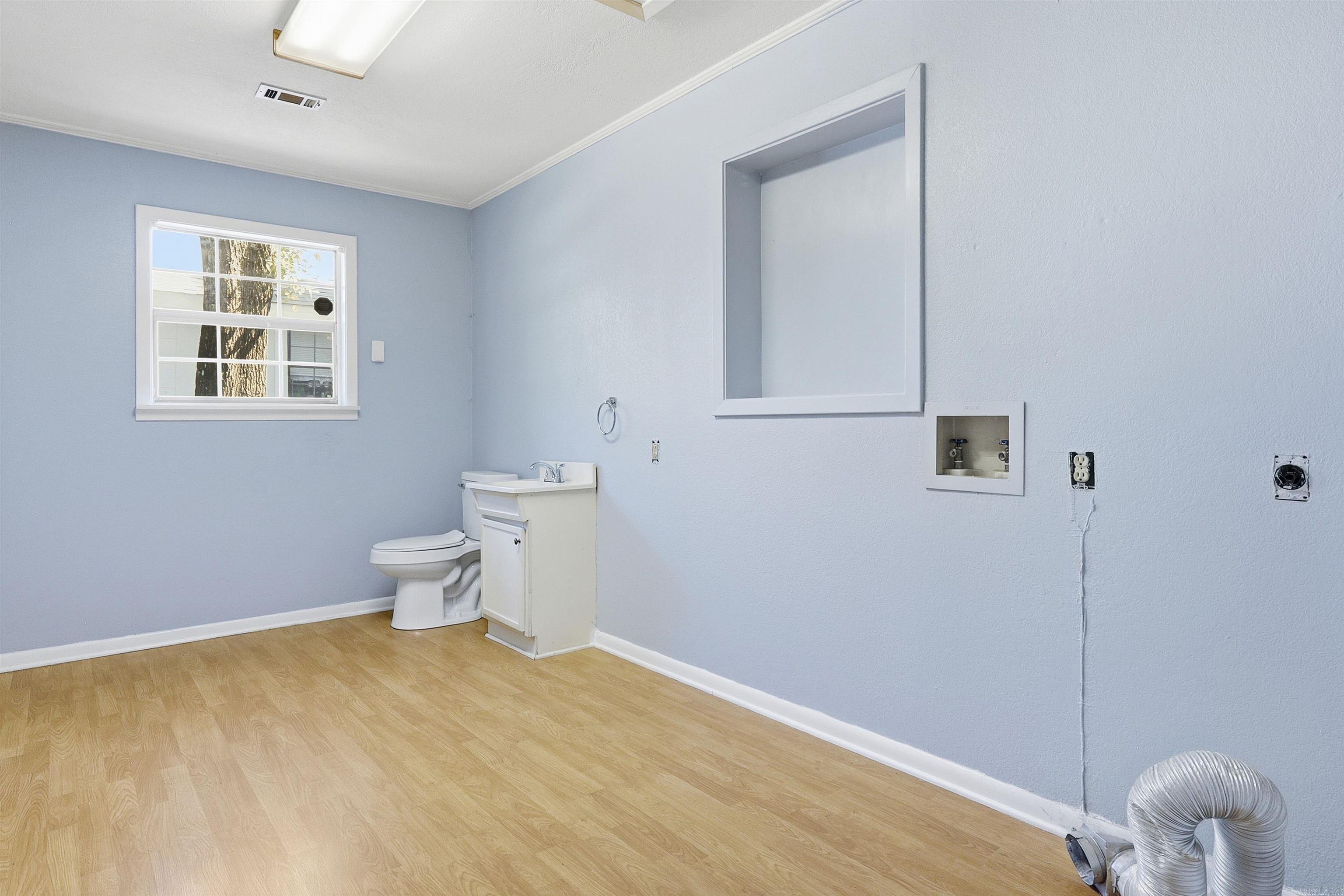 1648 Hobson  Hot Springs, AR