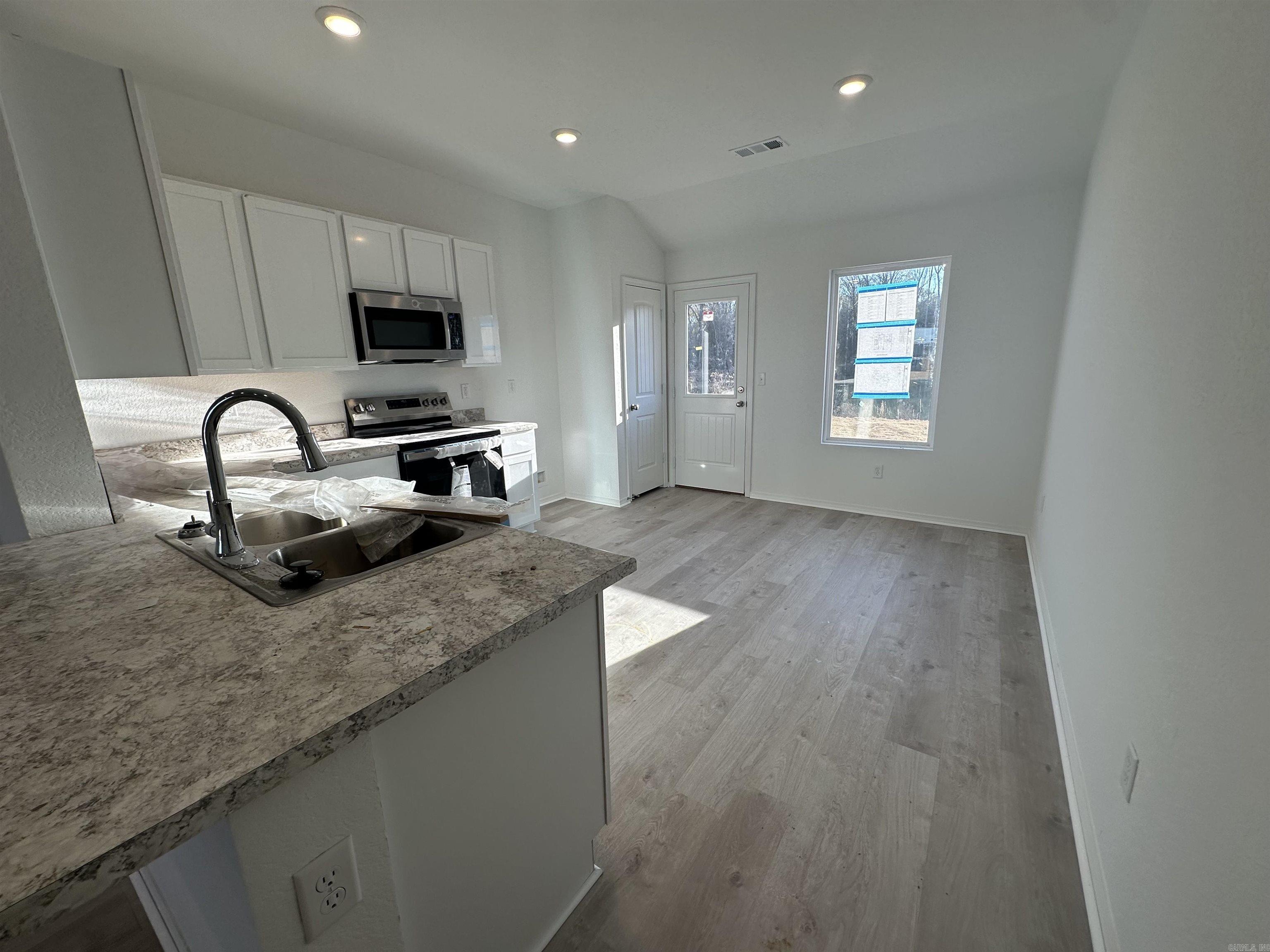 43 Remington Lane Ward, AR 72176