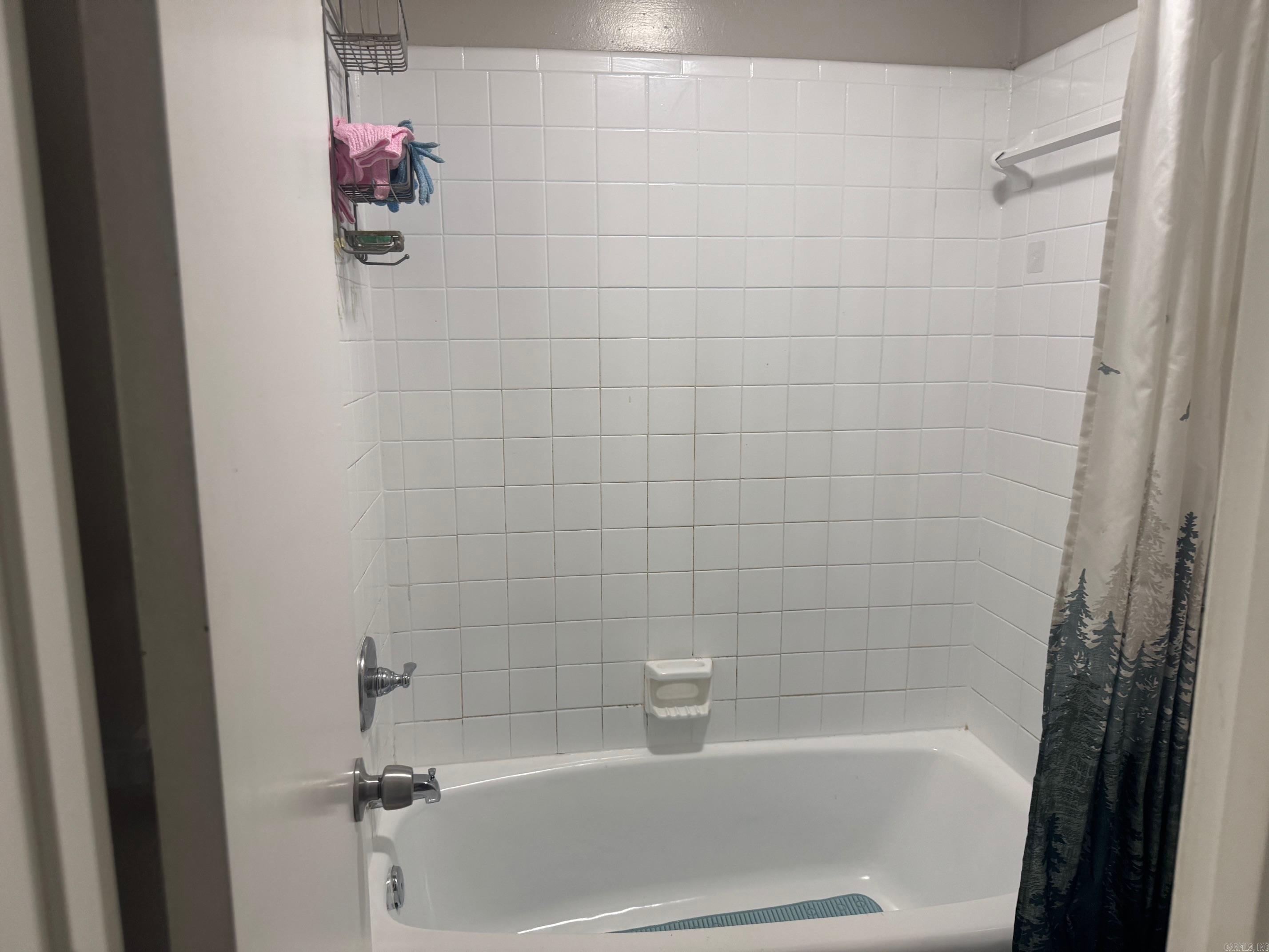 6711 Woodfield  Little Rock, AR