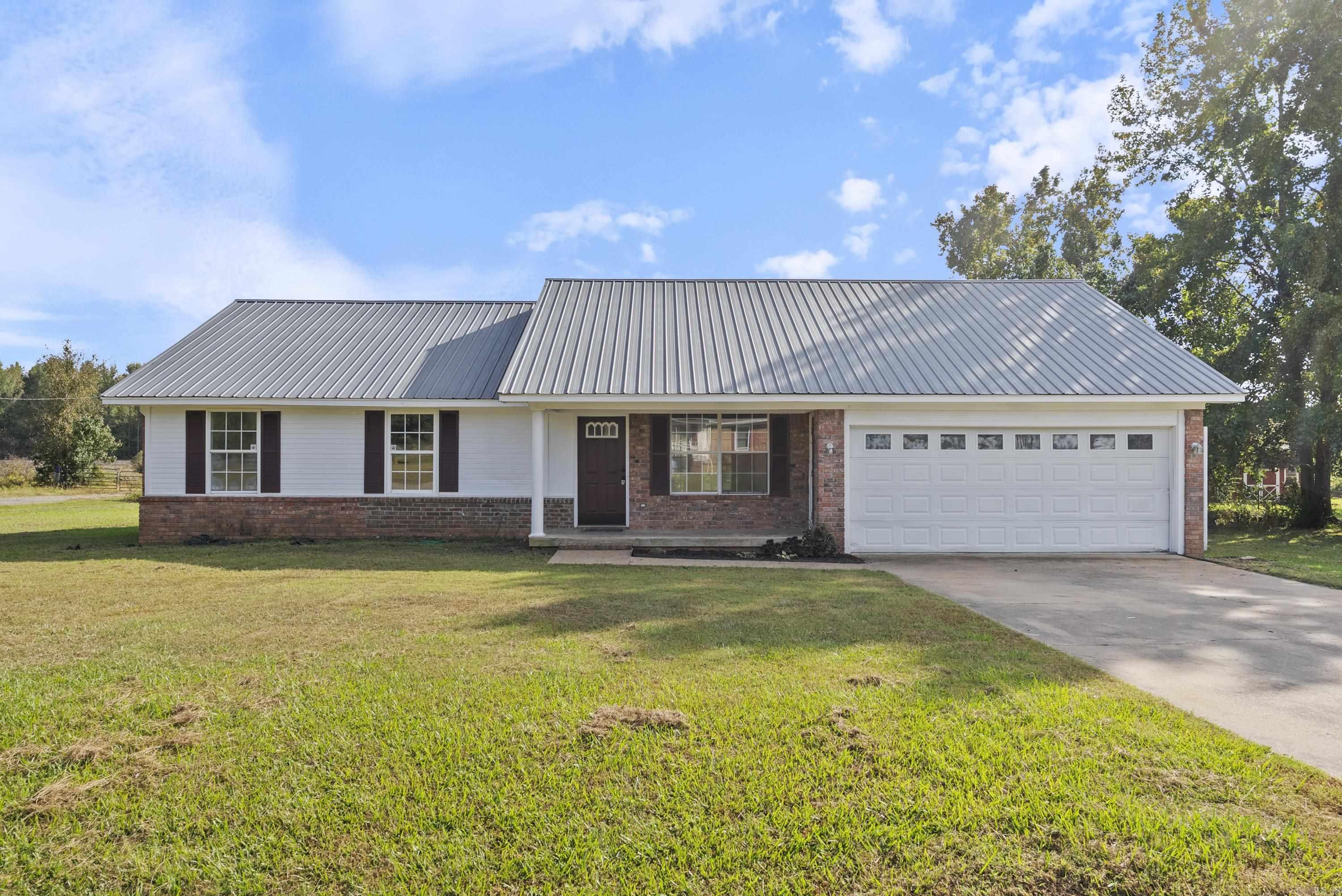 1801 Birchwood Dr Beebe, AR 72012