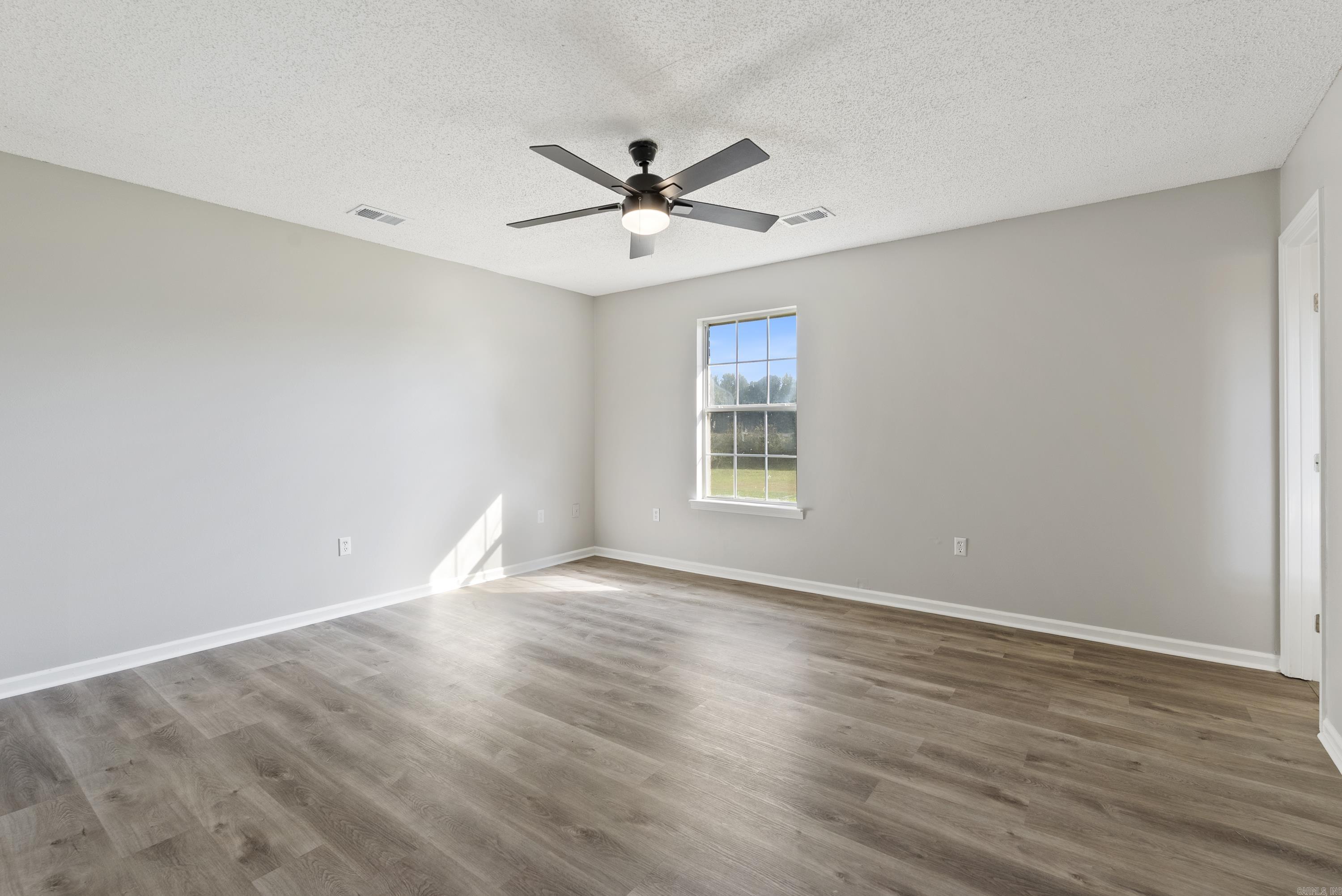 1801 Birchwood Dr Beebe, AR 72012