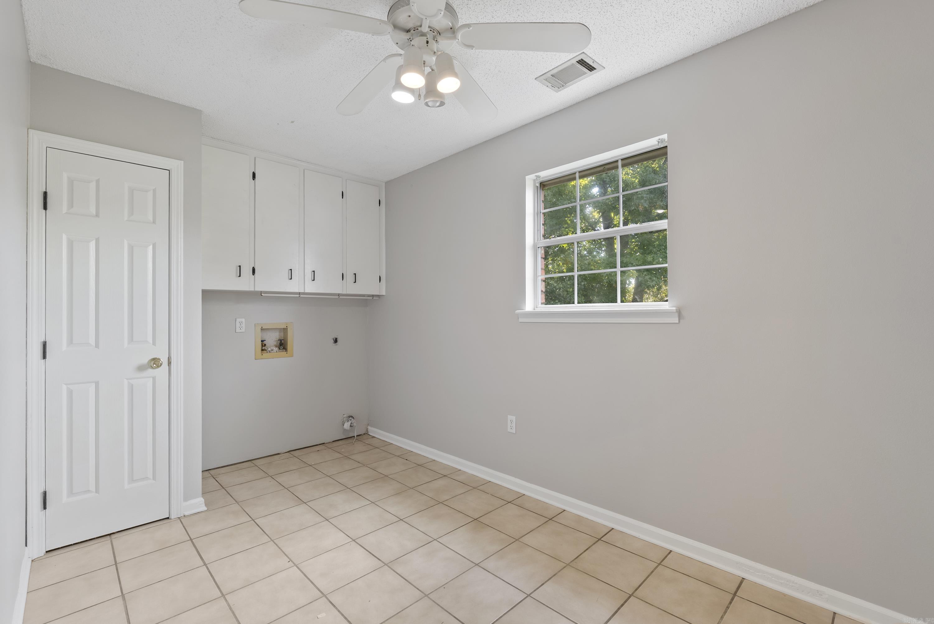 1801 Birchwood Dr Beebe, AR 72012