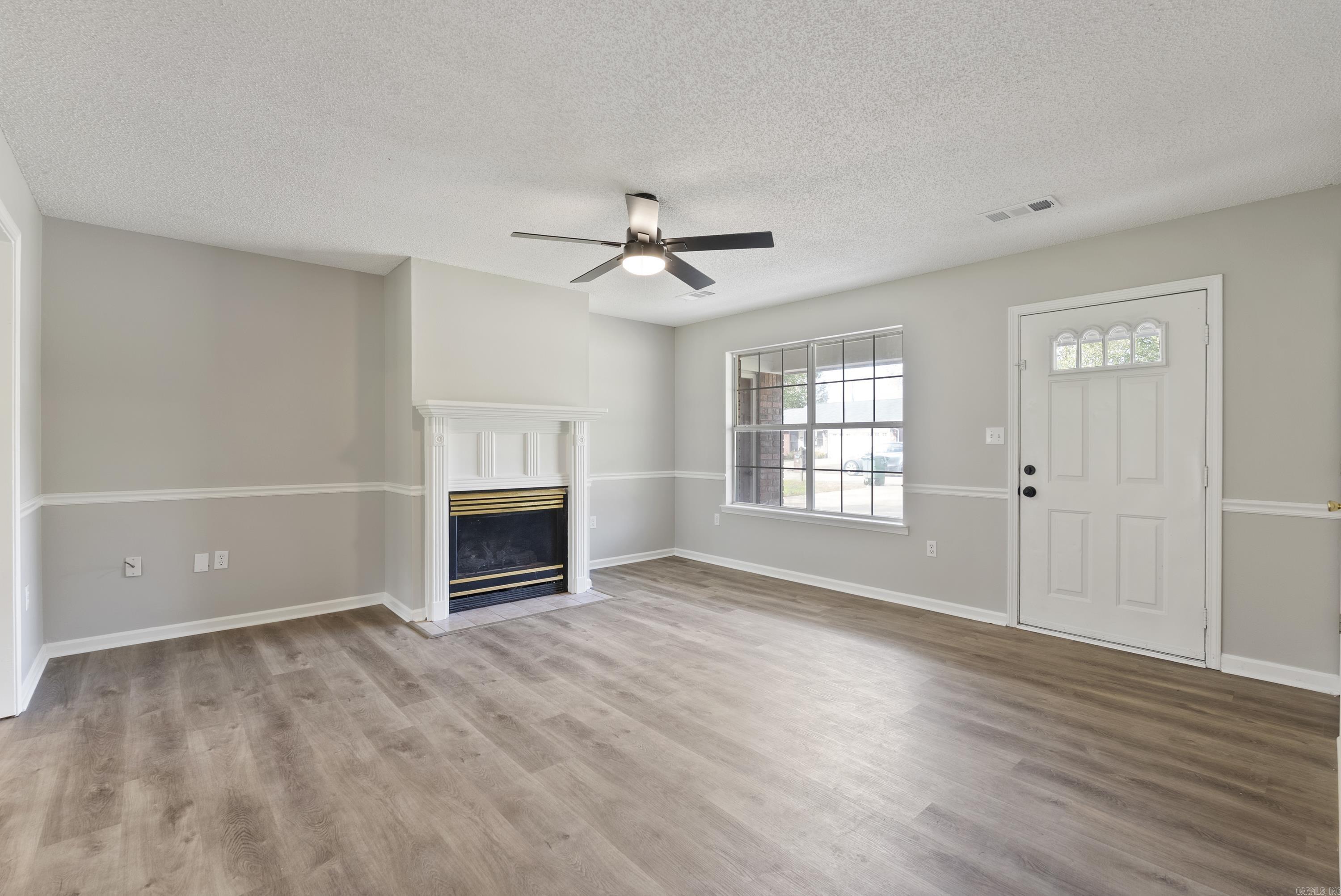 1801 Birchwood Dr Beebe, AR 72012