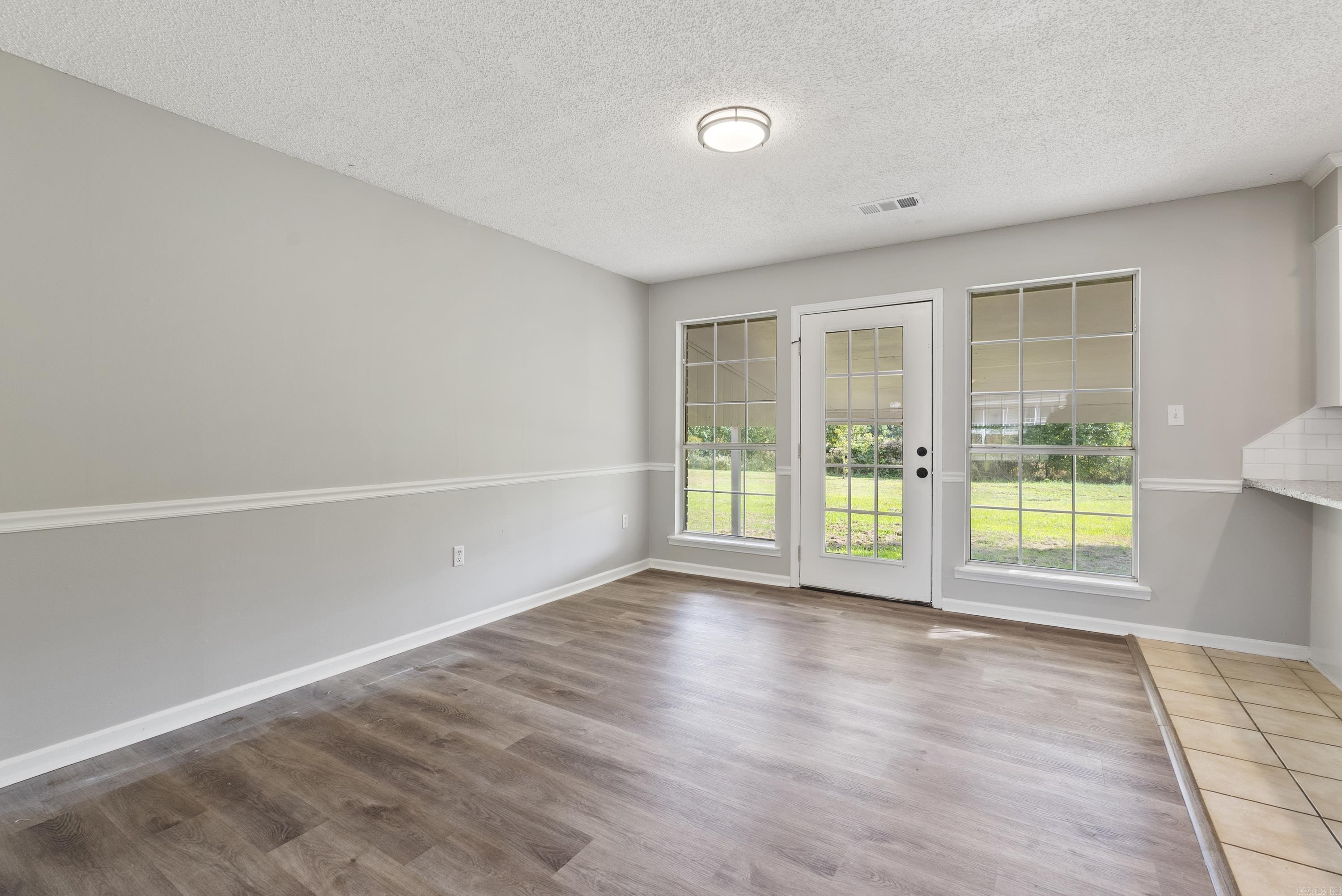 1801 Birchwood Dr Beebe, AR 72012