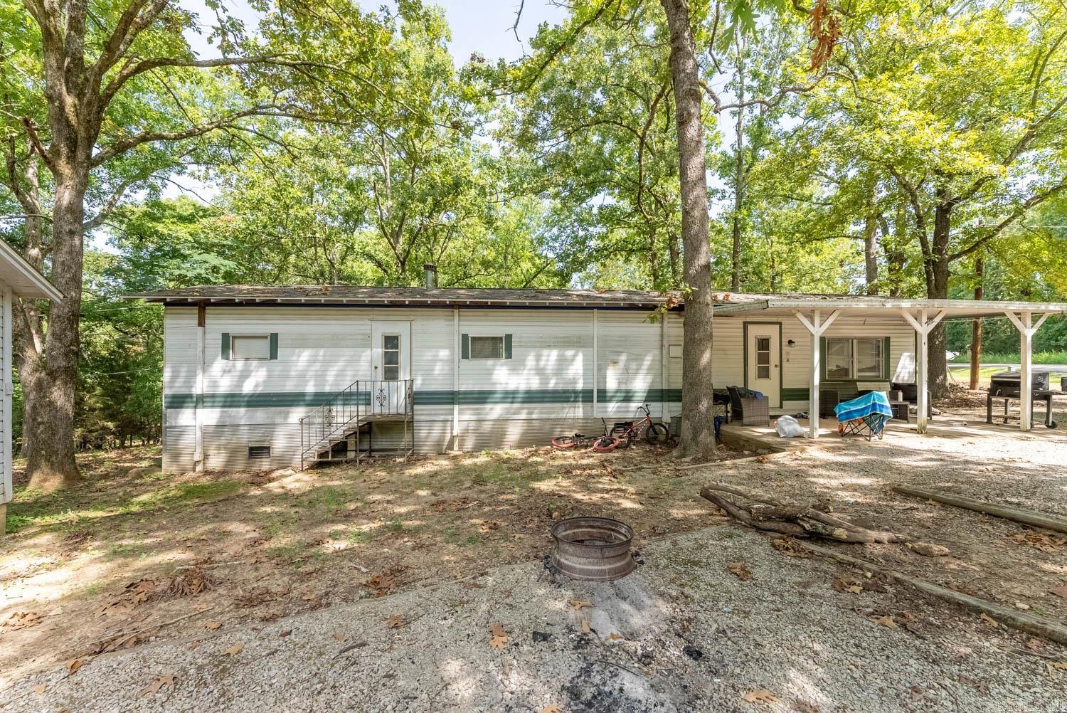 2325 Fout Road  Gamaliel, AR