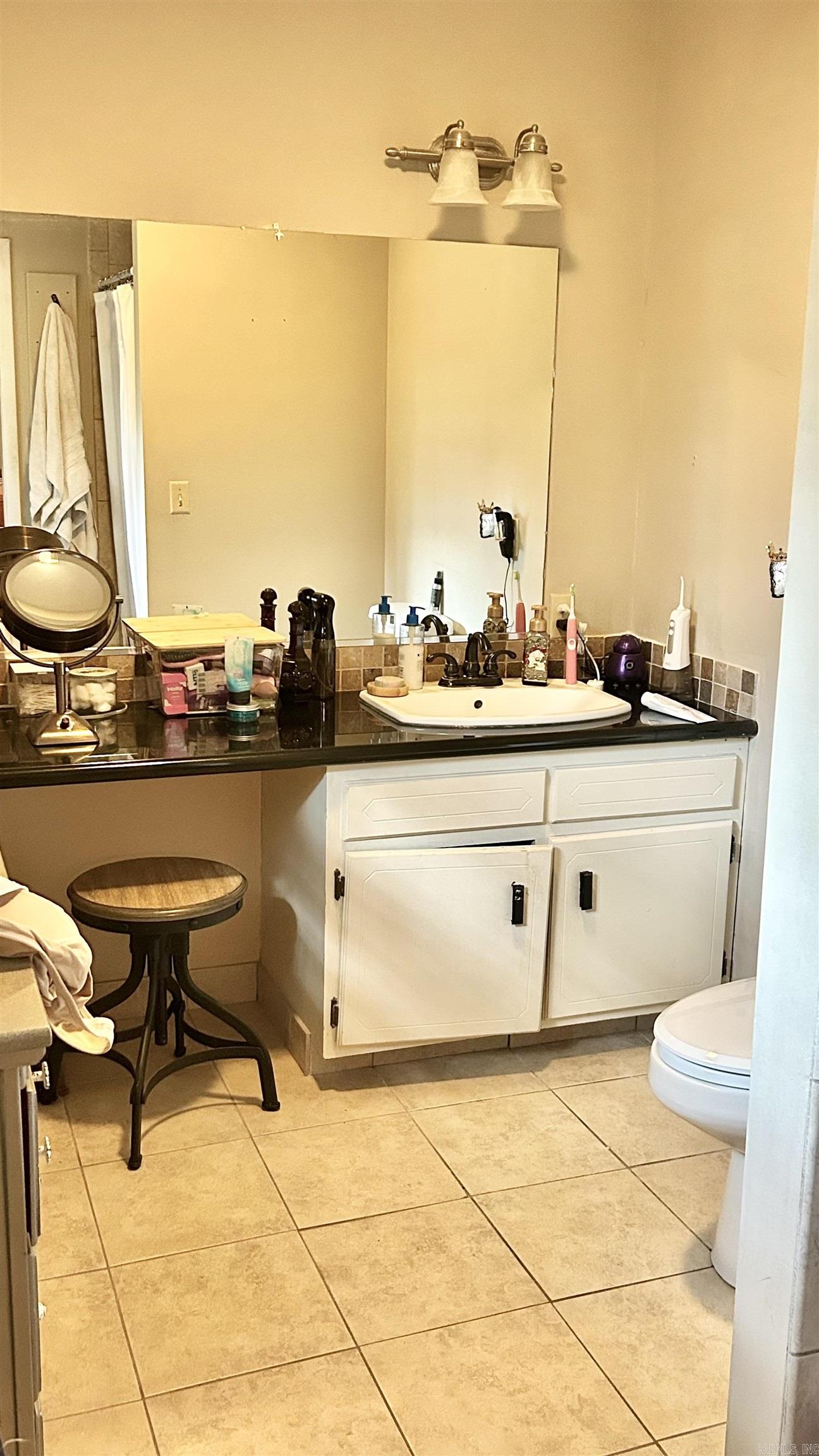 1304 Country Manor Lane Jonesboro, AR 72404