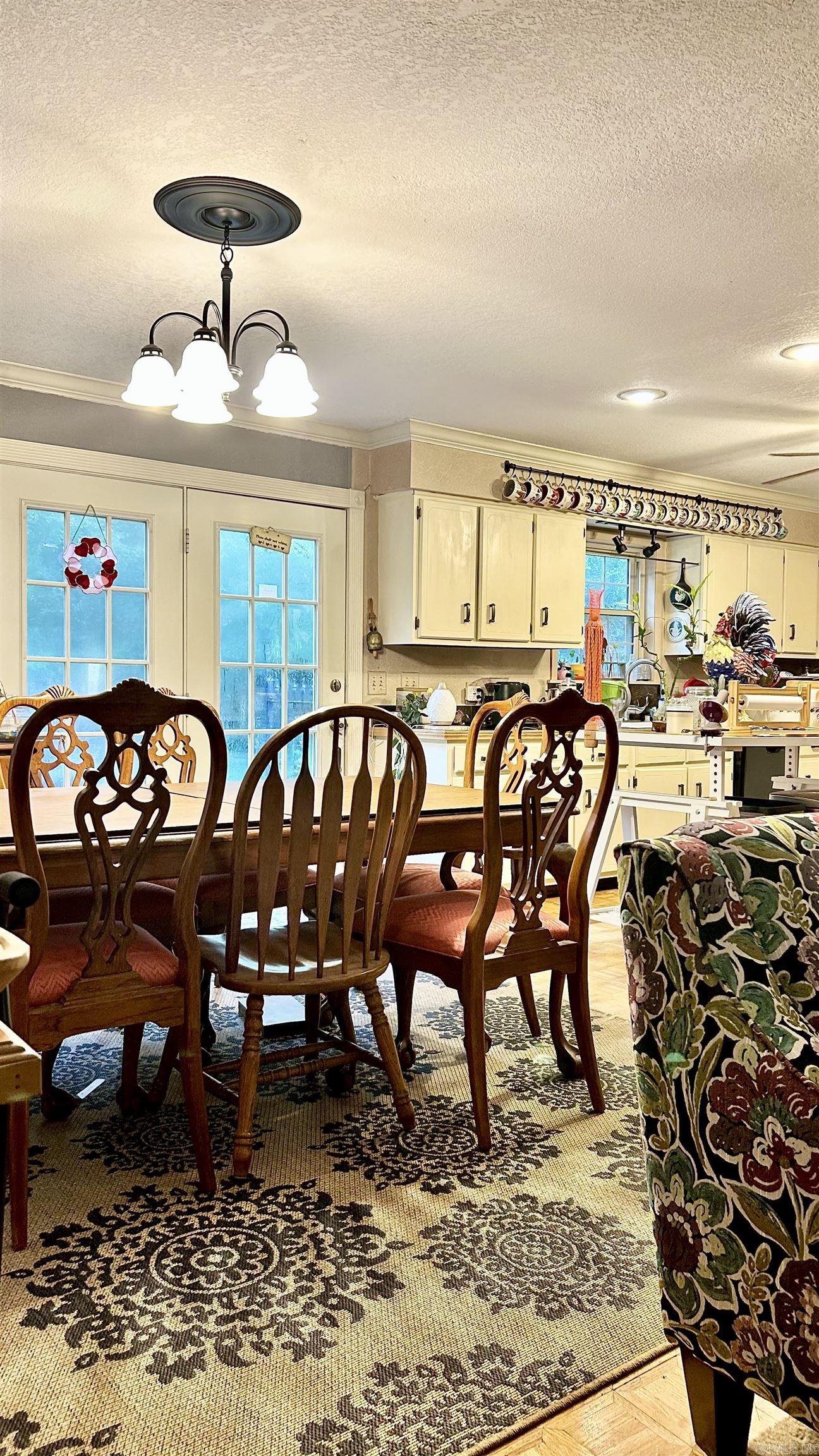 1304 Country Manor Lane Jonesboro, AR 72404