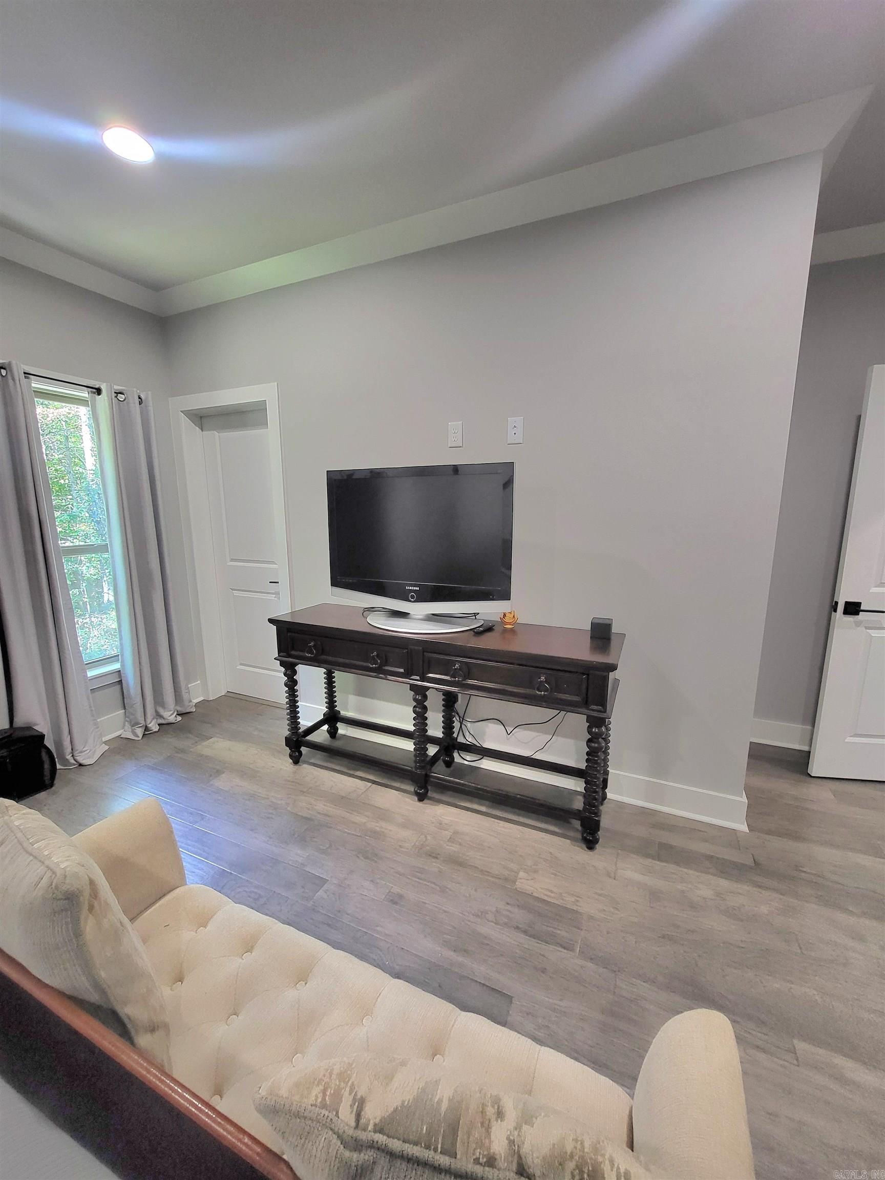 814 Atkins Road Little Rock, AR 72211