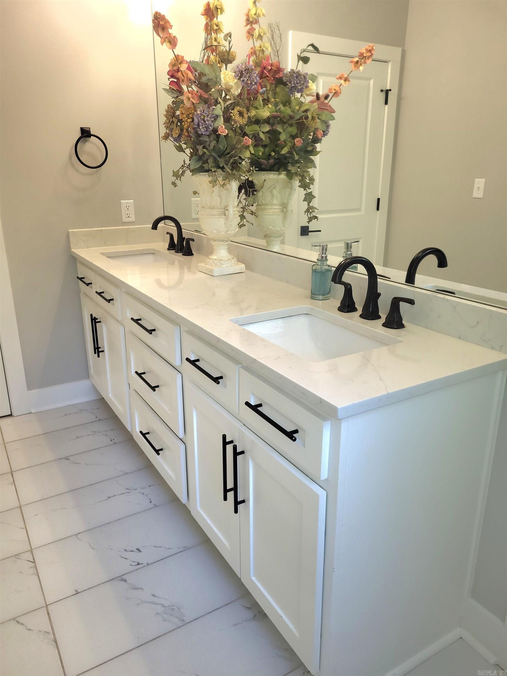 814 Atkins Road Little Rock, AR 72211