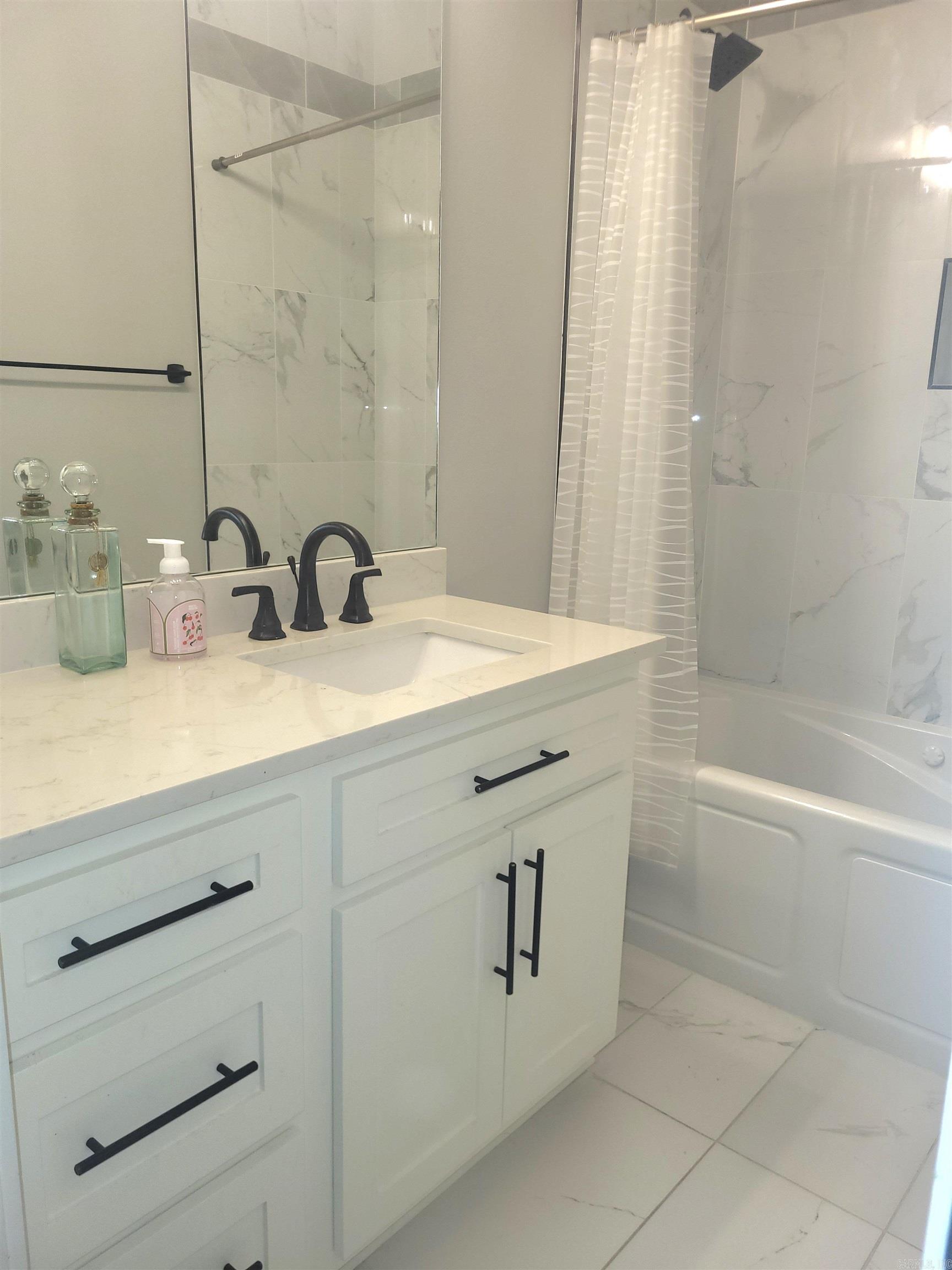 814 Atkins Road Little Rock, AR 72211