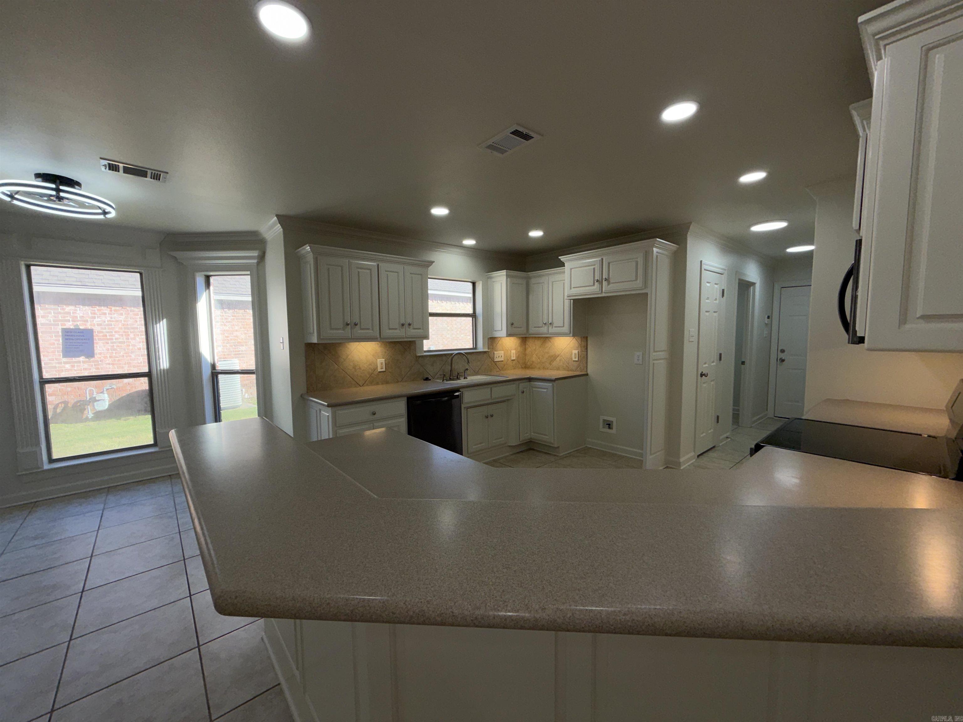 172 Marseille  North Little Rock, AR