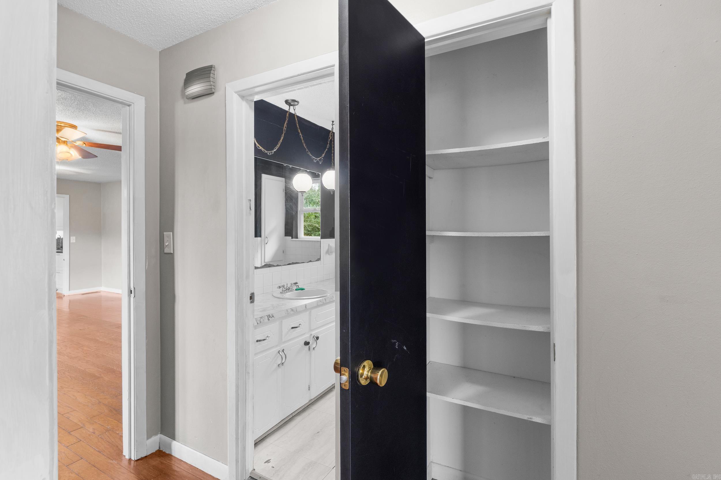 729 Swinging Bridge Rd Beebe, AR 72012