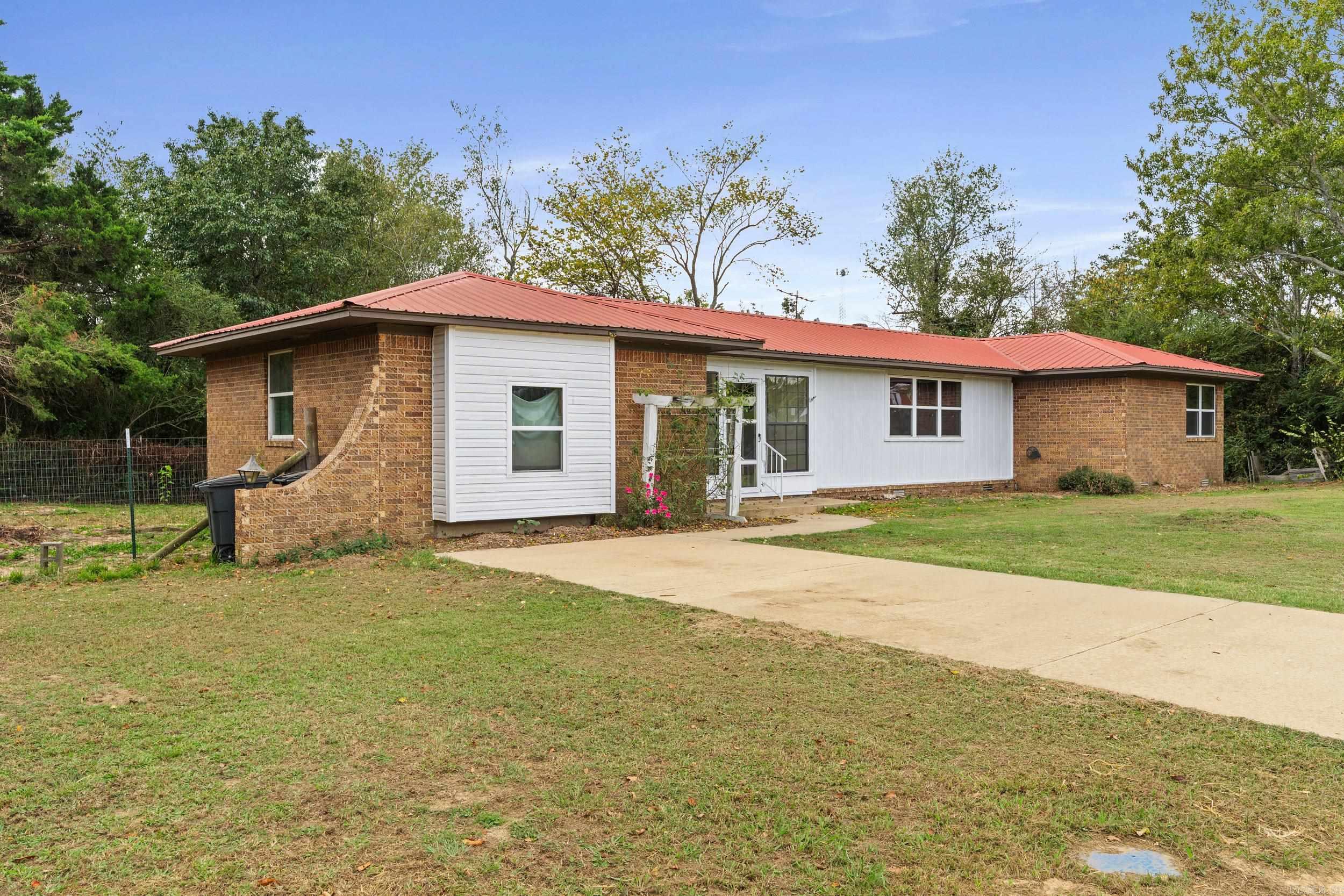 729 Swinging Bridge Rd Beebe, AR 72012