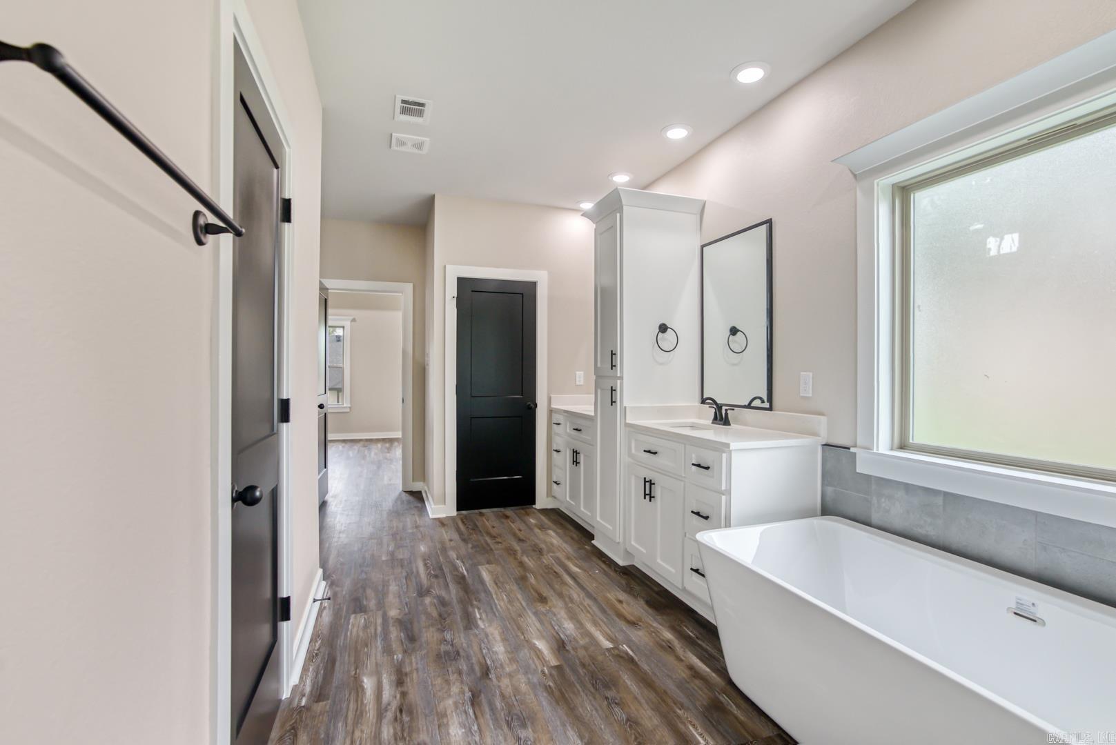 8 Kings Road Cabot, AR 72023