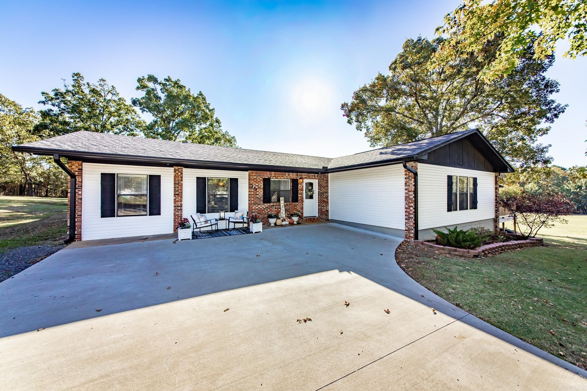 229  Richard Street  Clinton, AR