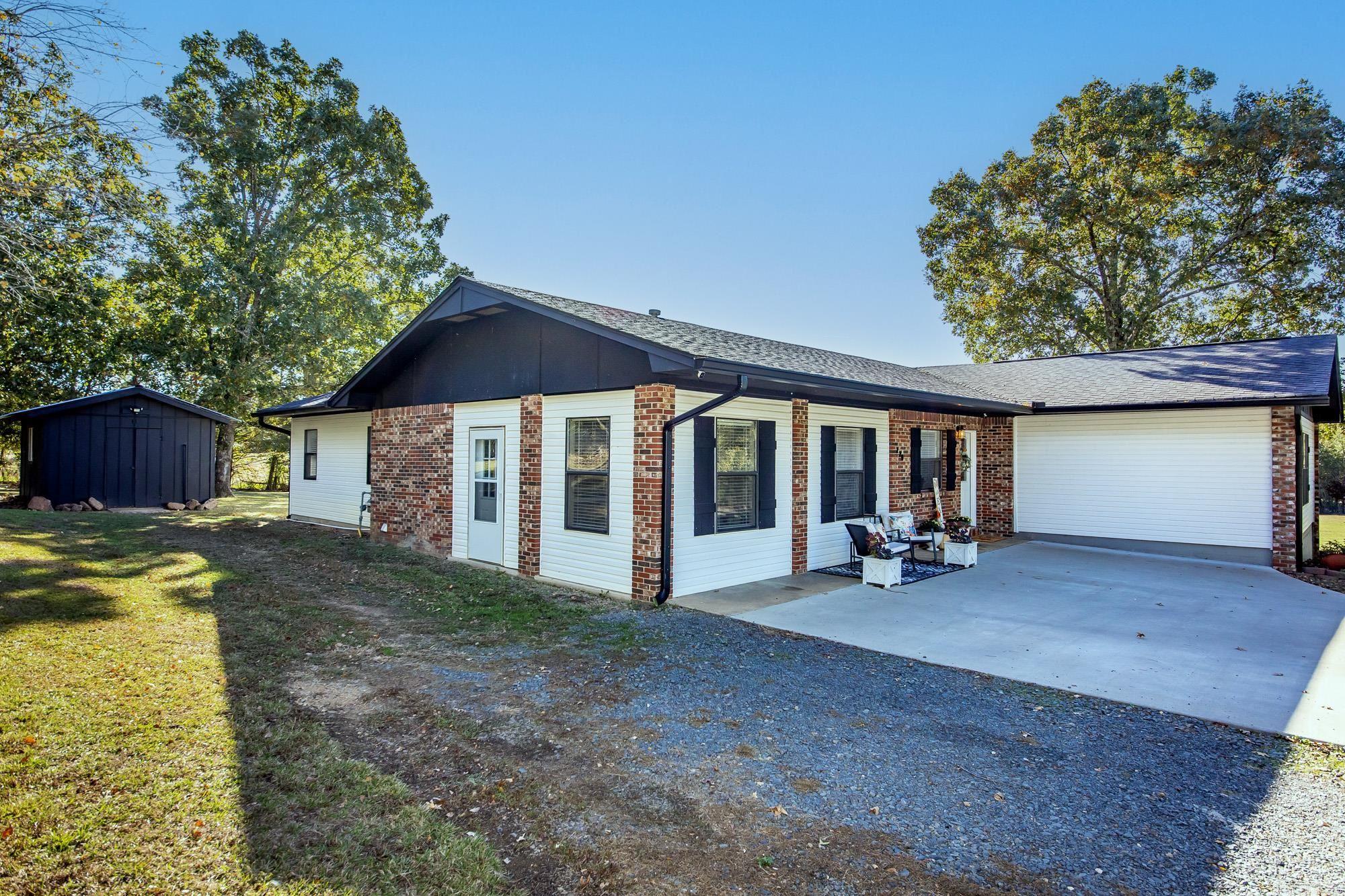 229 Richard Street  Clinton, AR