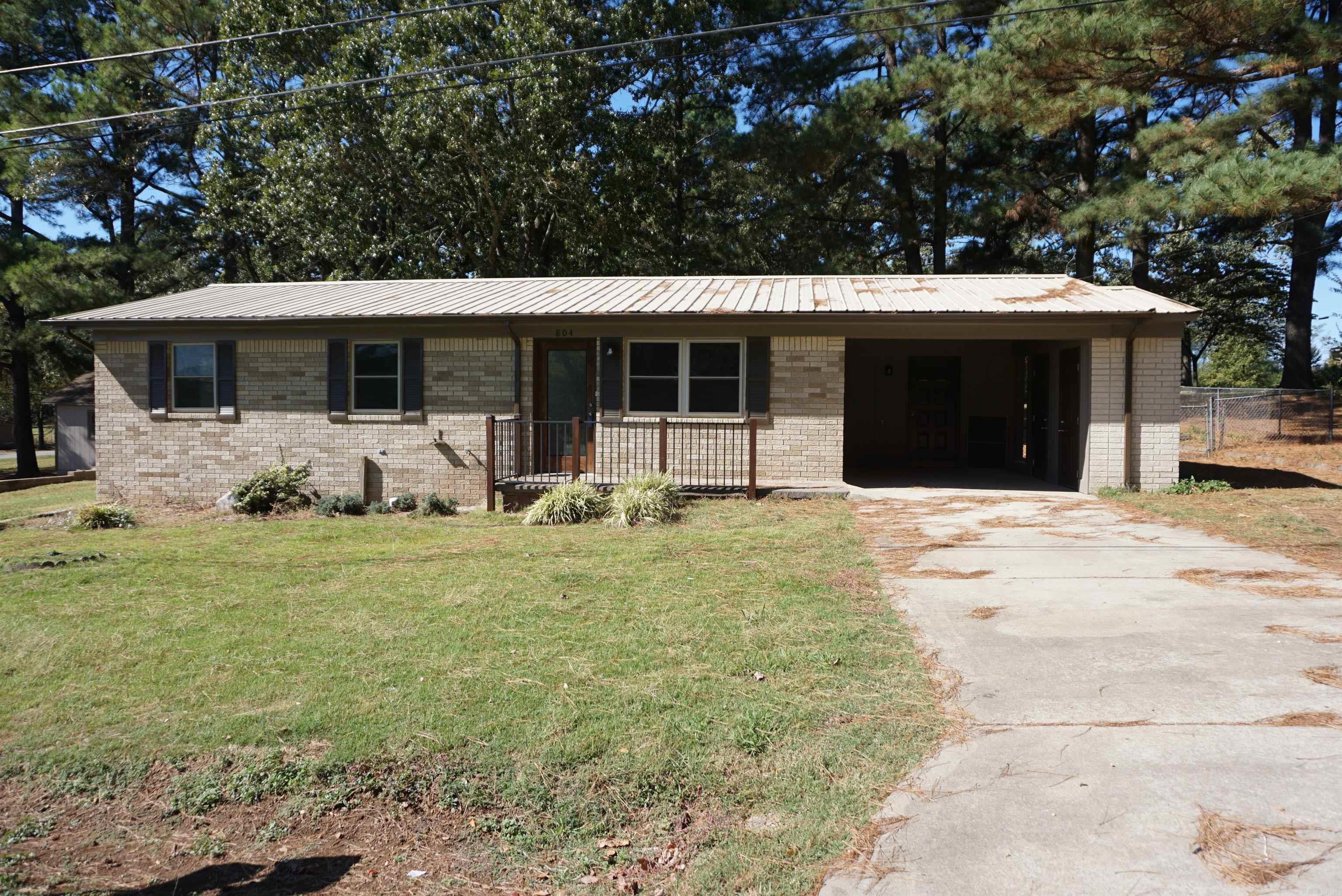 804  Linda  Bald Knob, AR