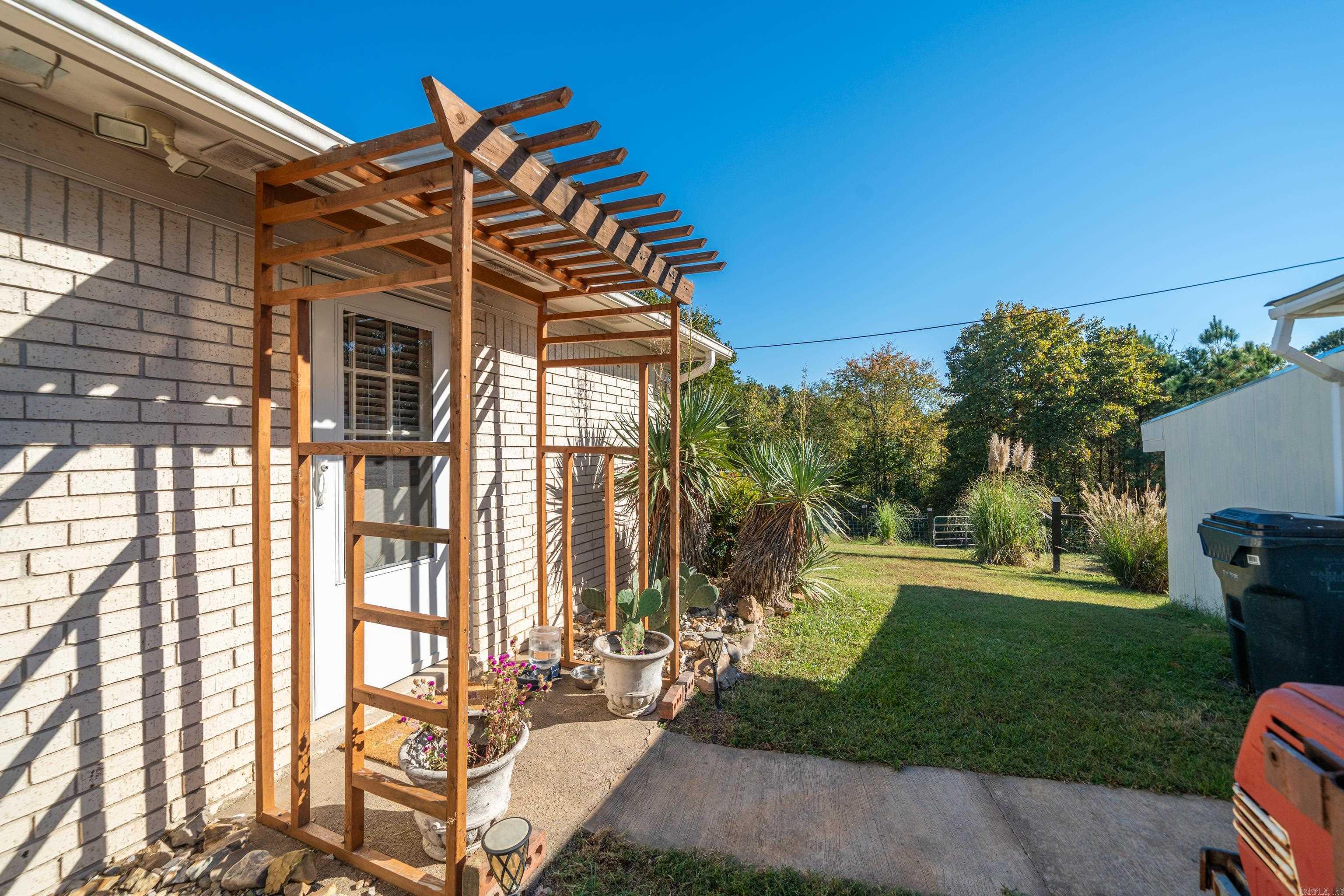 209 Fortress Lane Hot Springs, AR 71913