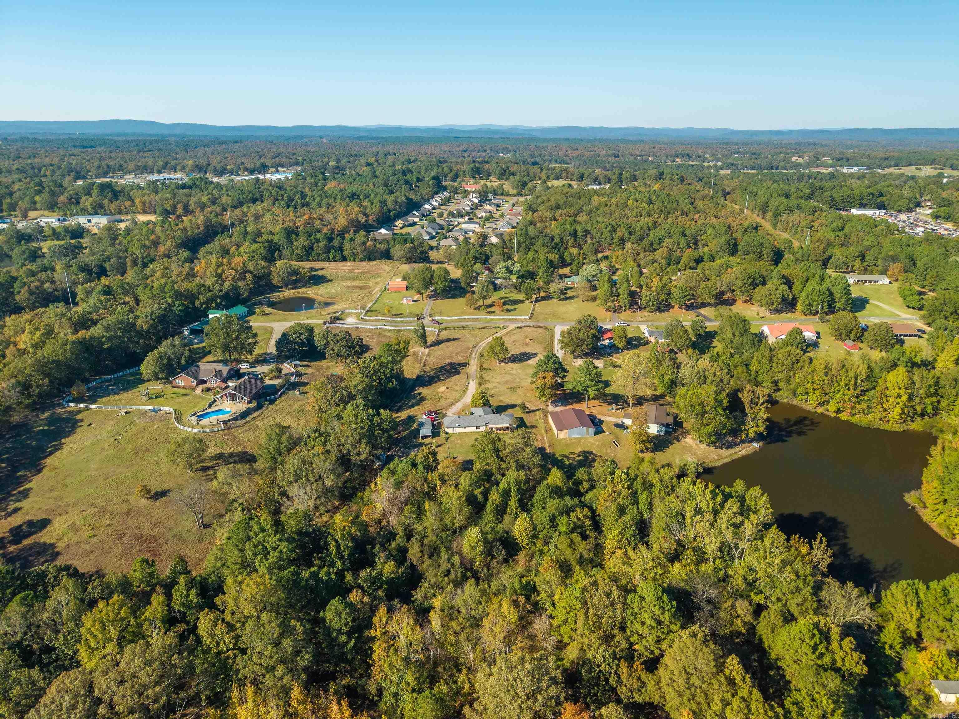 209 Fortress Lane Hot Springs, AR 71913