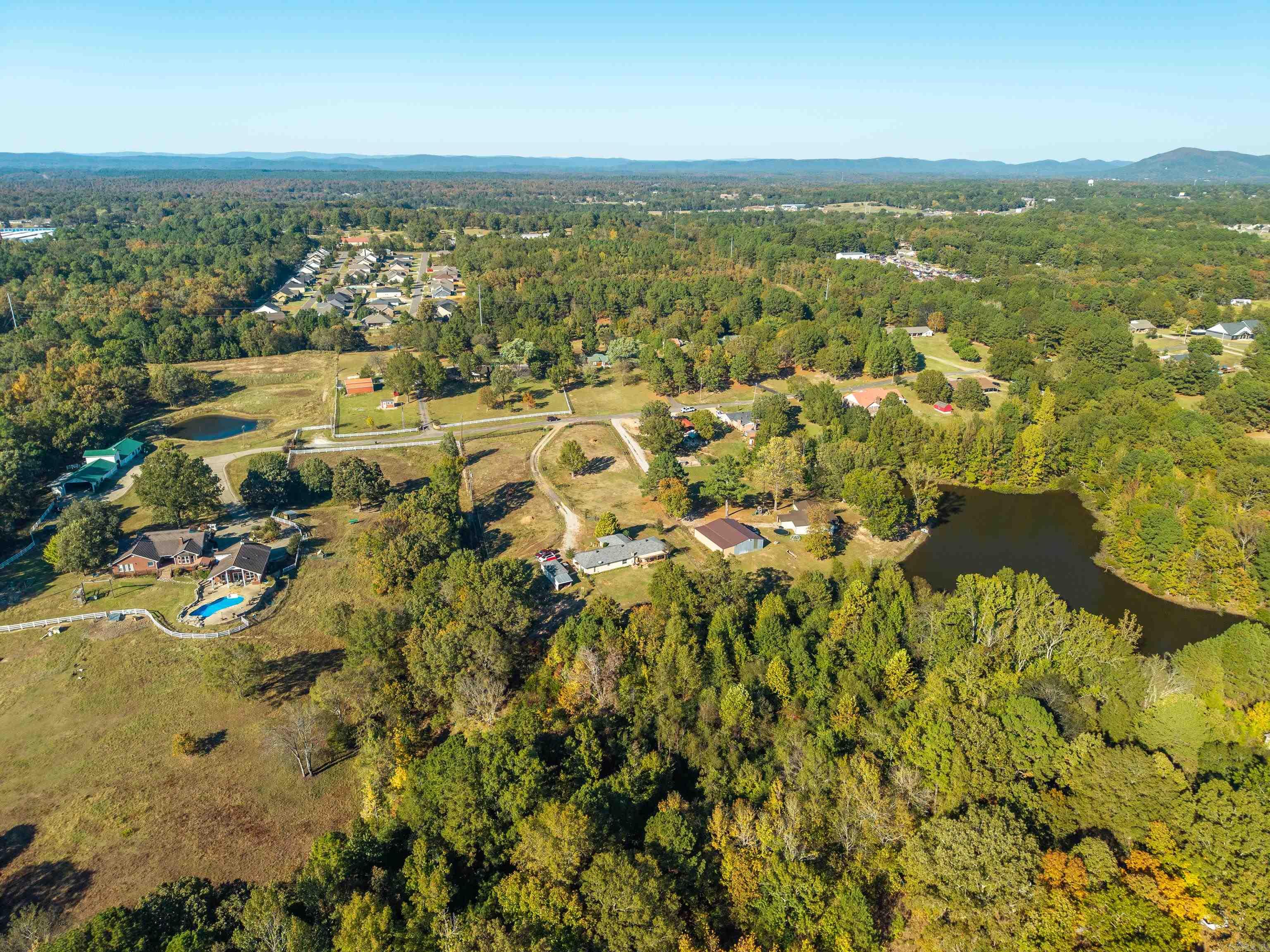 209 Fortress Lane Hot Springs, AR 71913