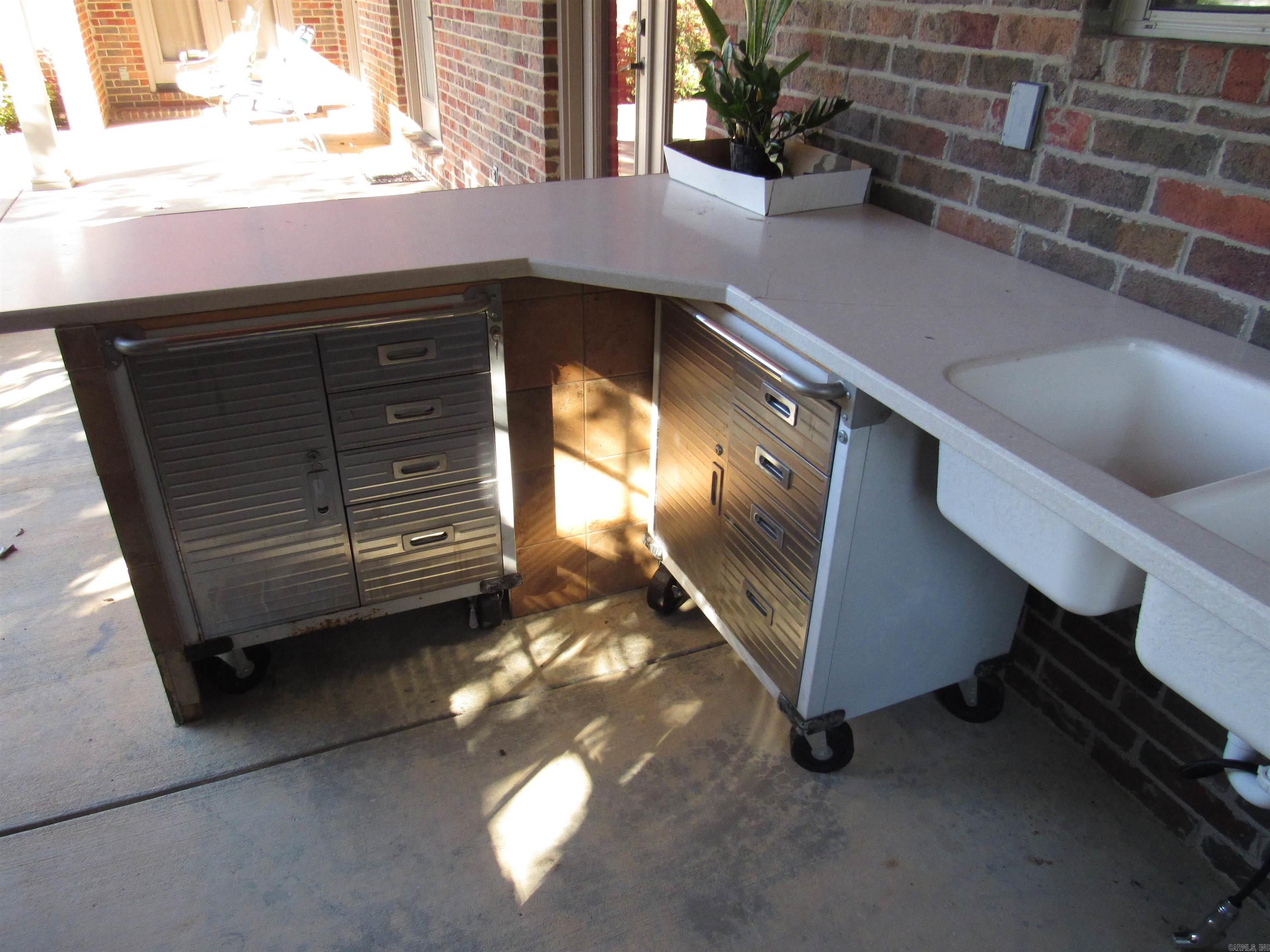 64 Wilson Cove Road Morrilton, AR 72110-9130