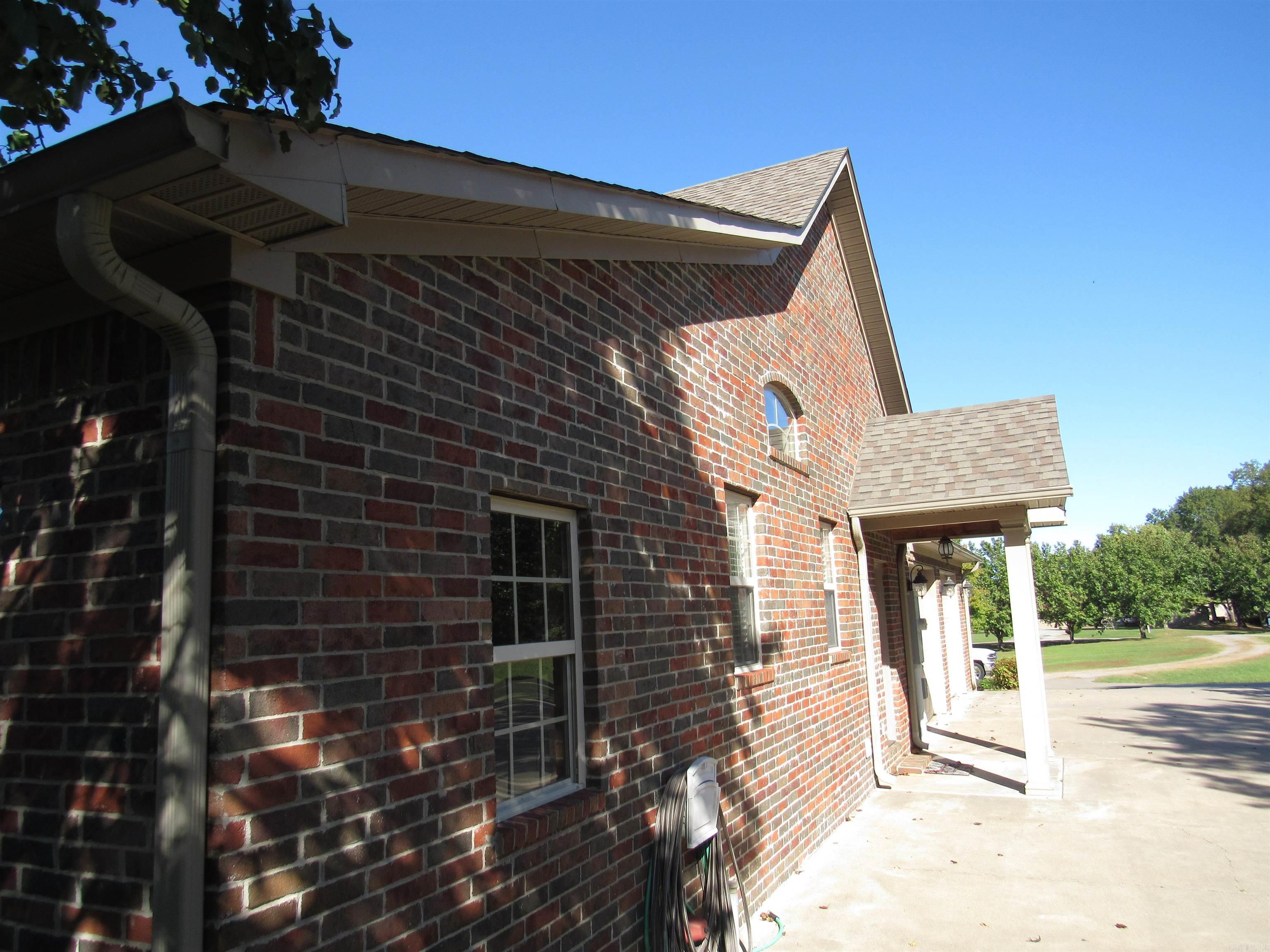 64 Wilson Cove Road Morrilton, AR 72110-9130