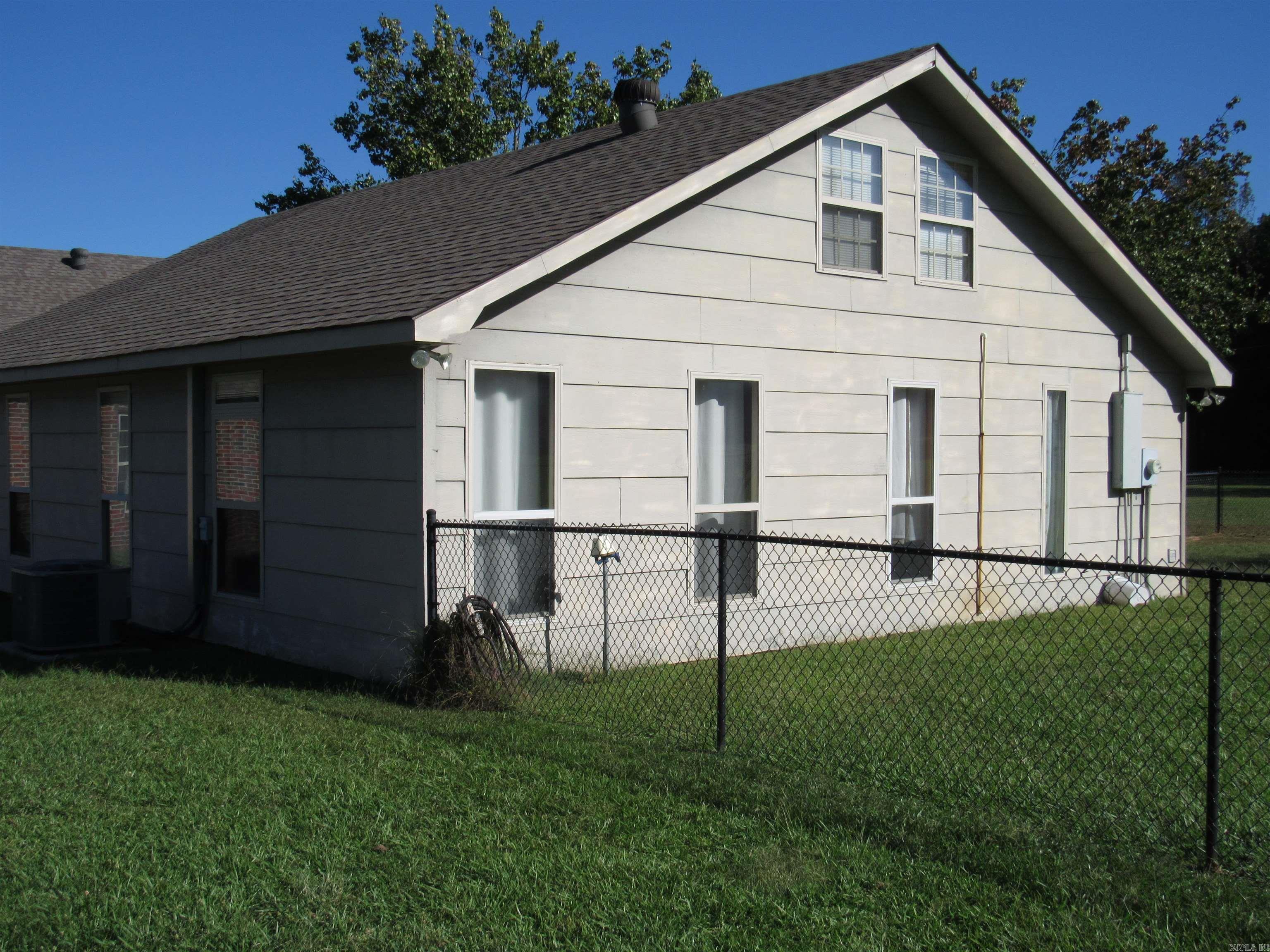 64 Wilson Cove Road Morrilton, AR 72110-9130