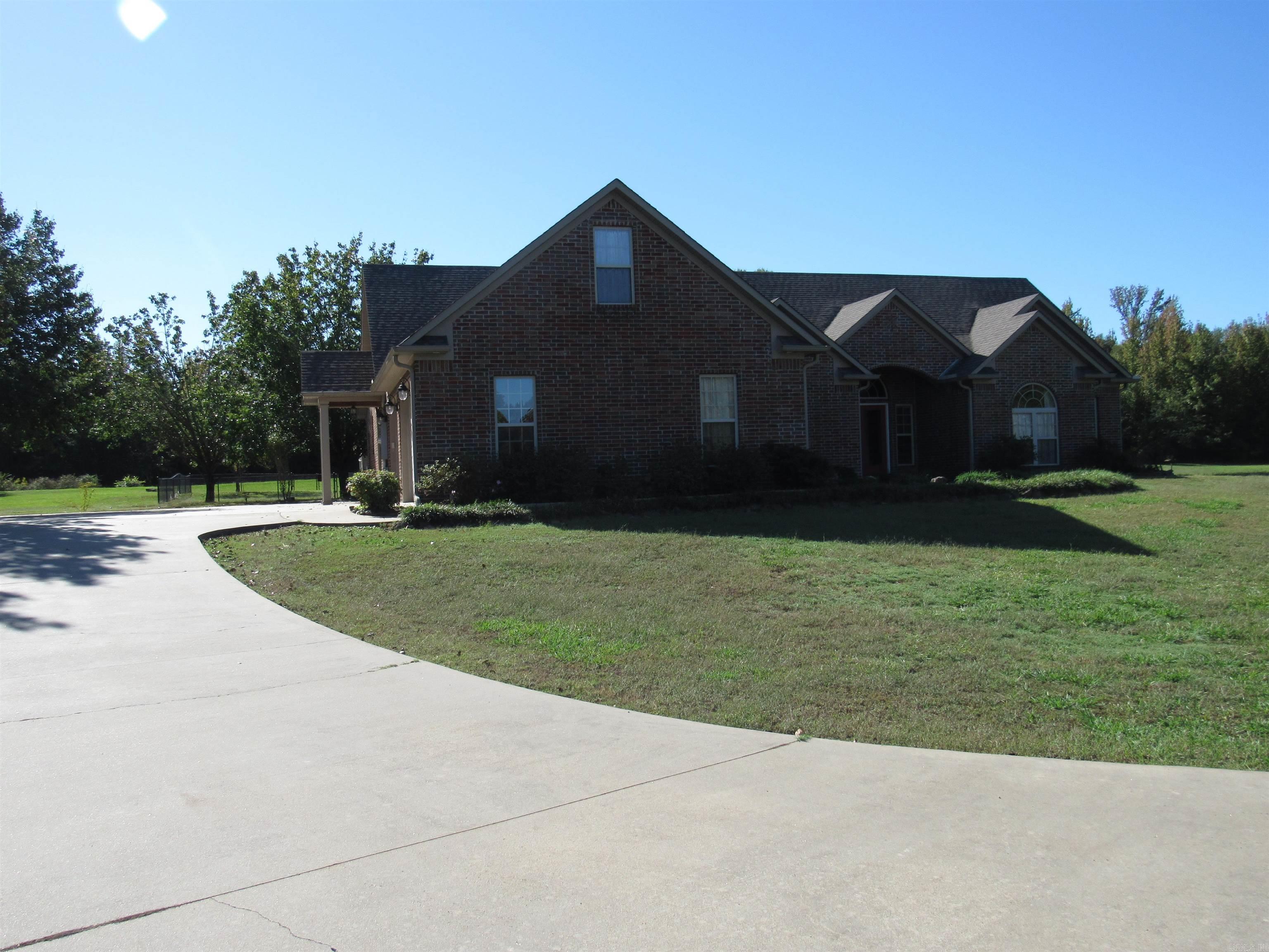 64 Wilson Cove Road Morrilton, AR 72110-9130