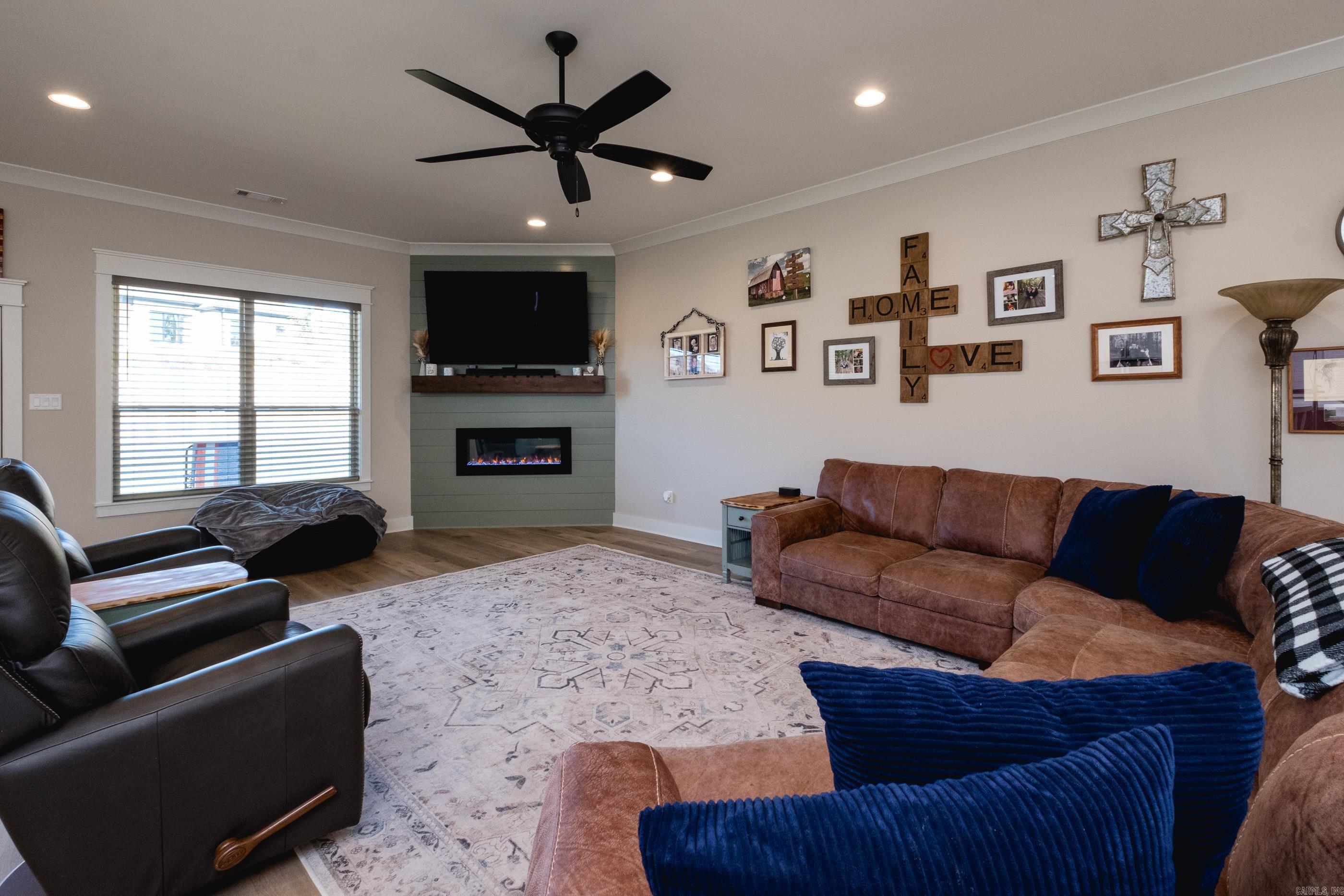 877 Millers Glen Drive Sherwood, AR 72120