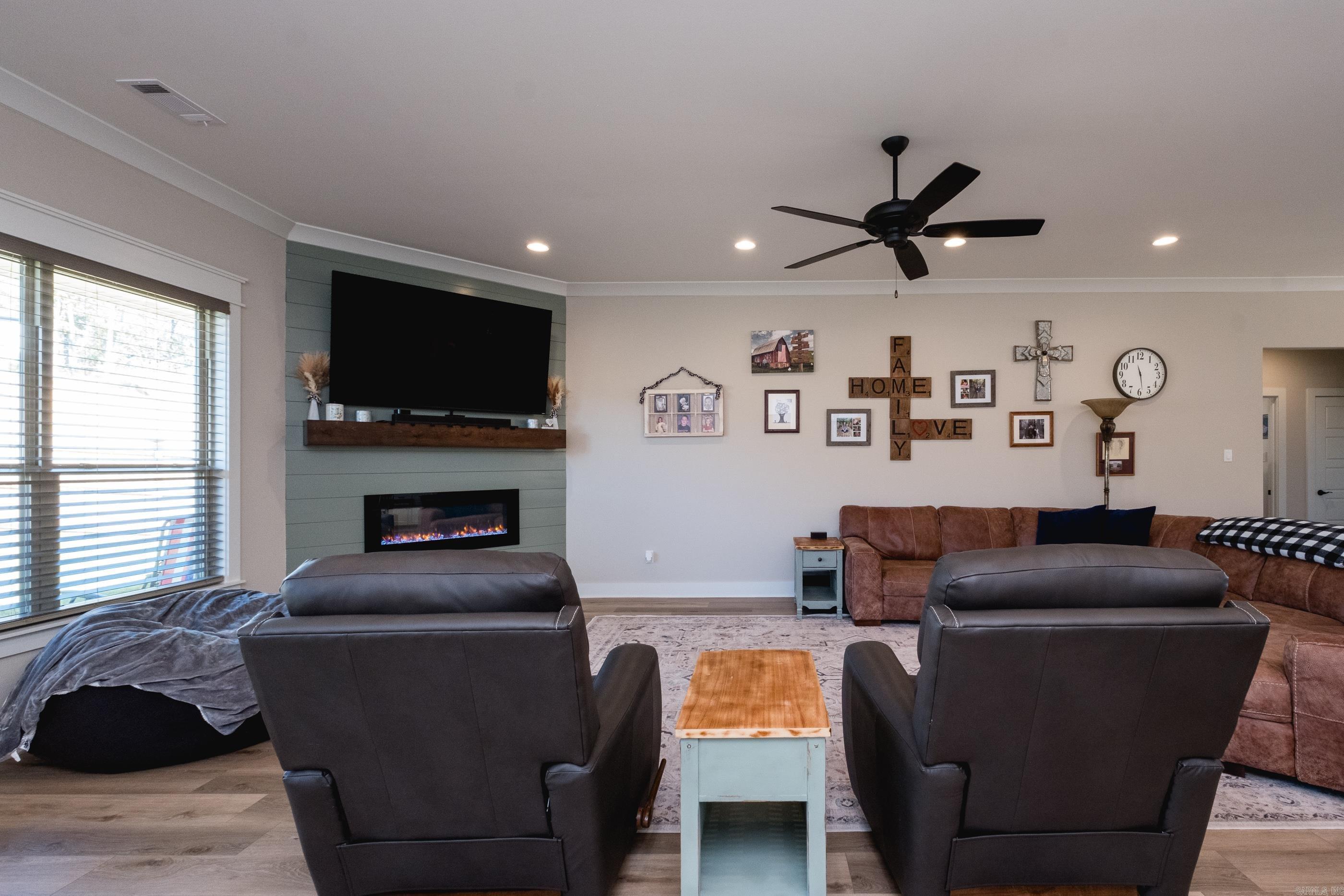 877 Millers Glen Drive Sherwood, AR 72120