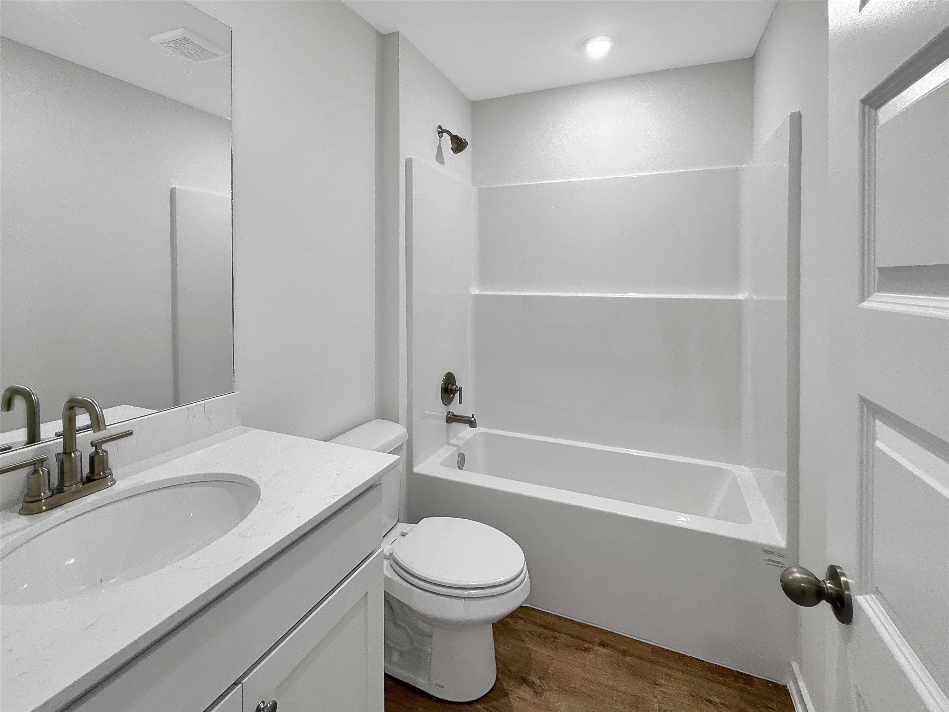 24 Plantation Drive Mayflower, AR 72106