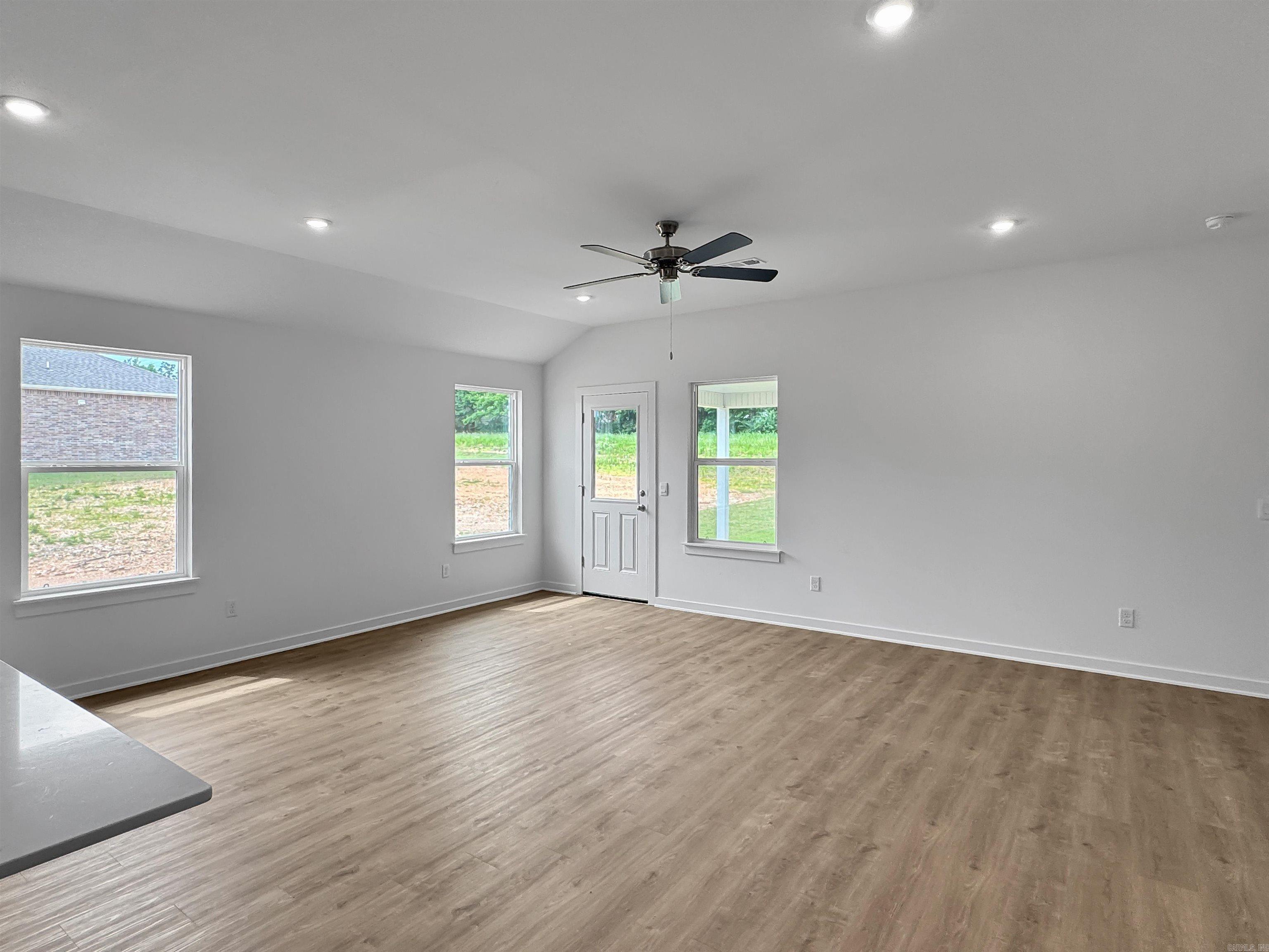 24 Plantation Drive Mayflower, AR 72106